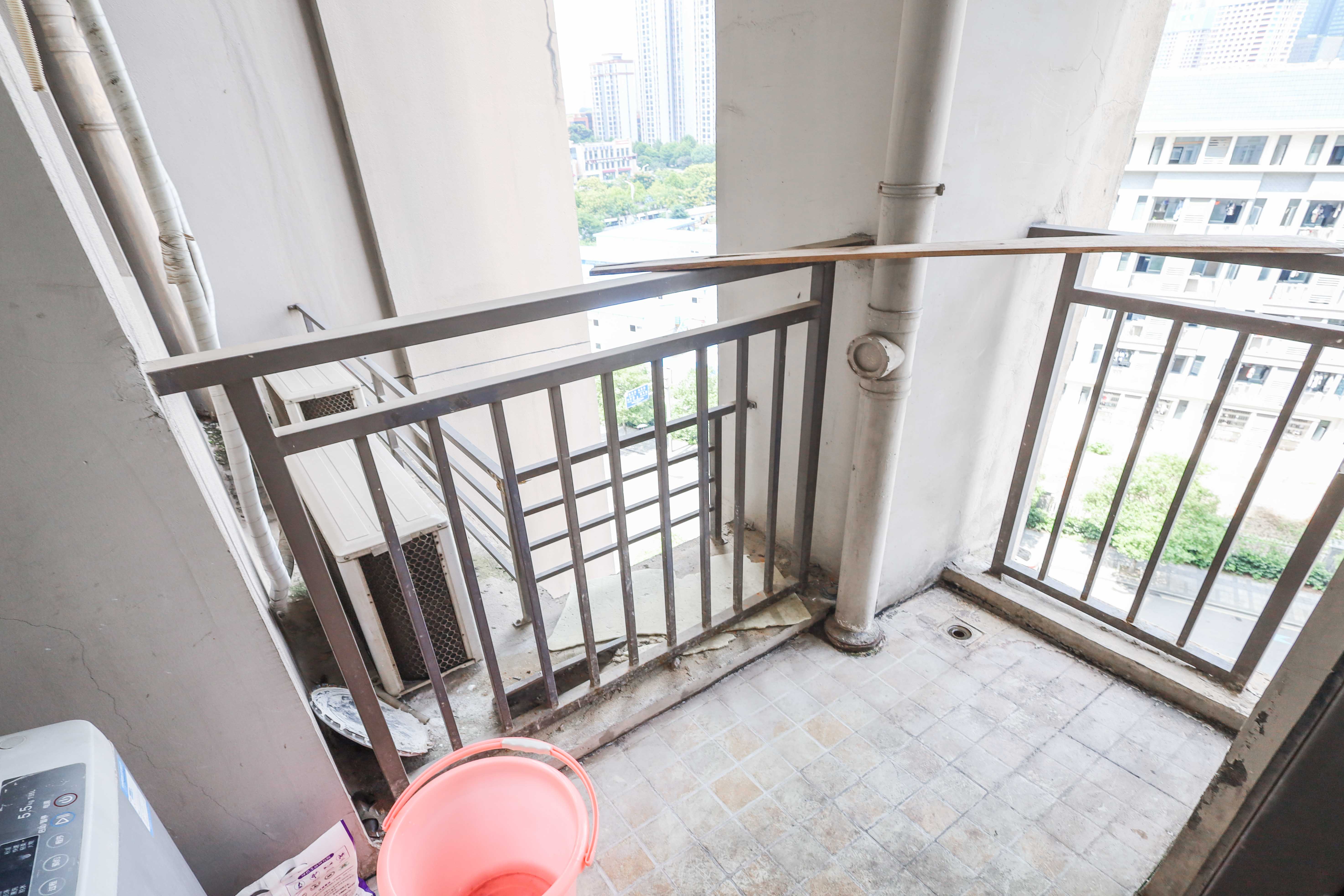 旭辉御府  4室2厅2卫   191.80万厨房