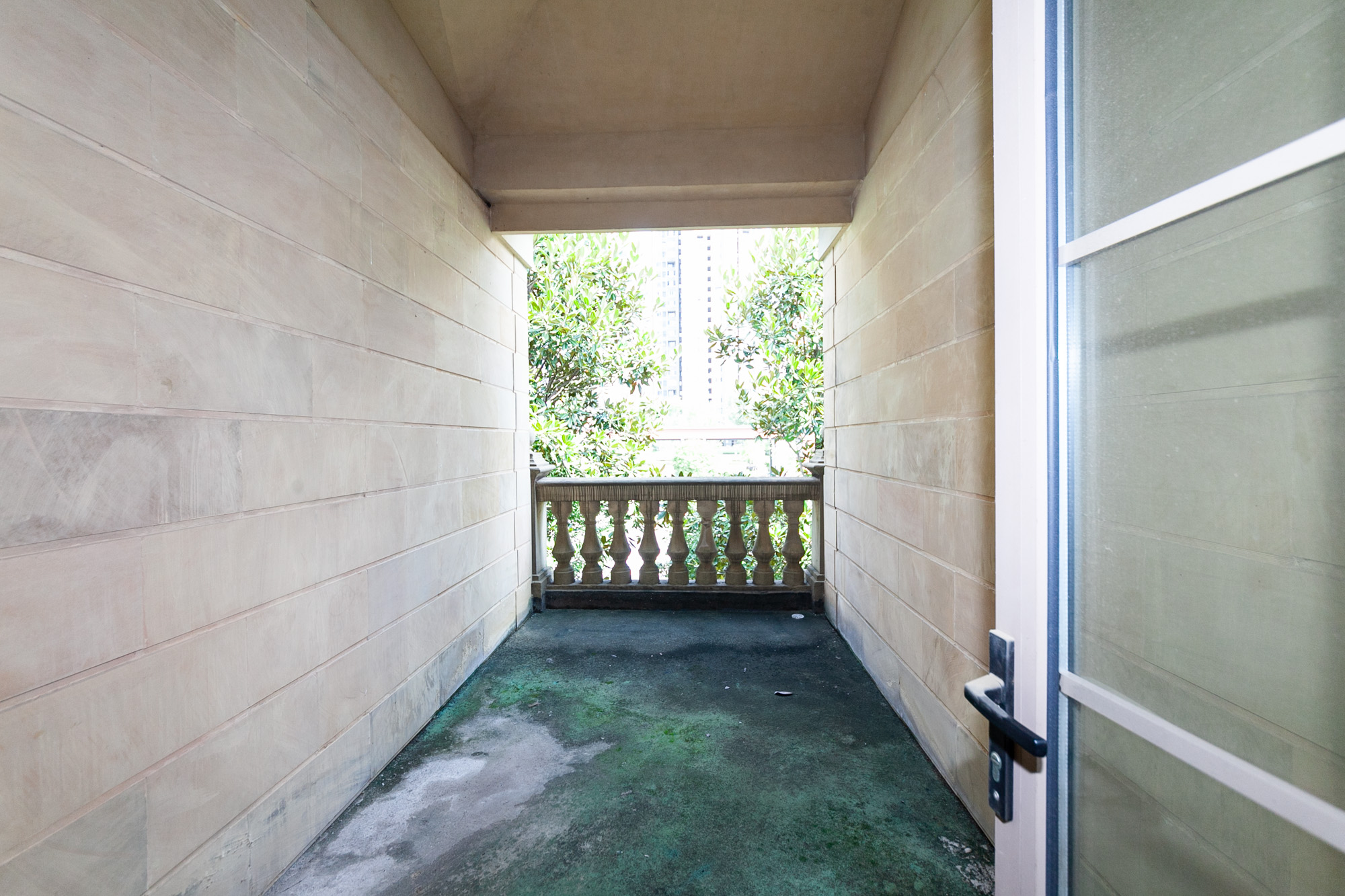 金地三千府(金地湖山樾、金地自在城)  5室2厅2卫    665.0万 金地三千府(金地湖山樾、金地自在城)  5室2厅2卫    665.0万阳台