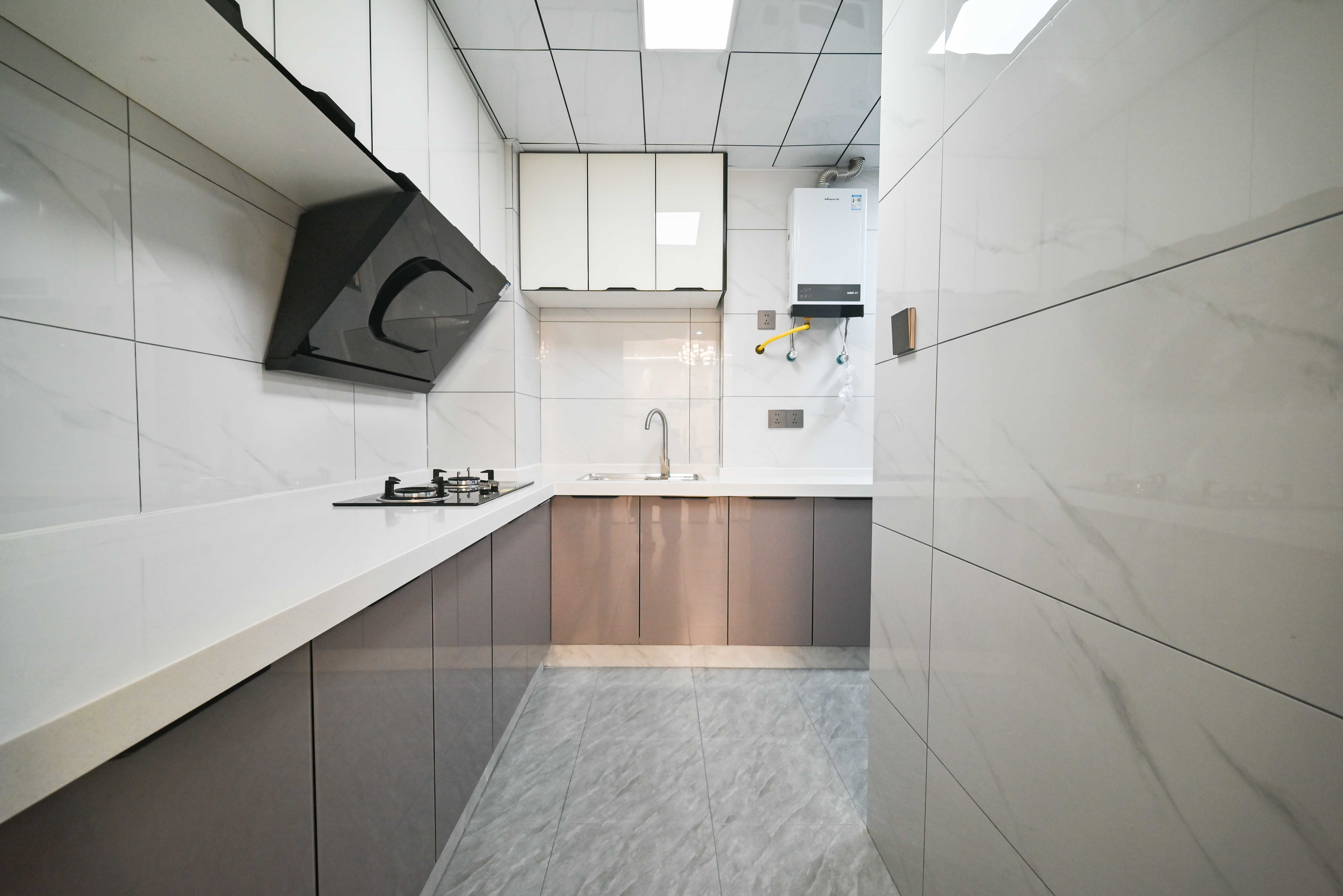 城市山水豪园（山水城市风景）  3室2厅1卫    132.0万厨房