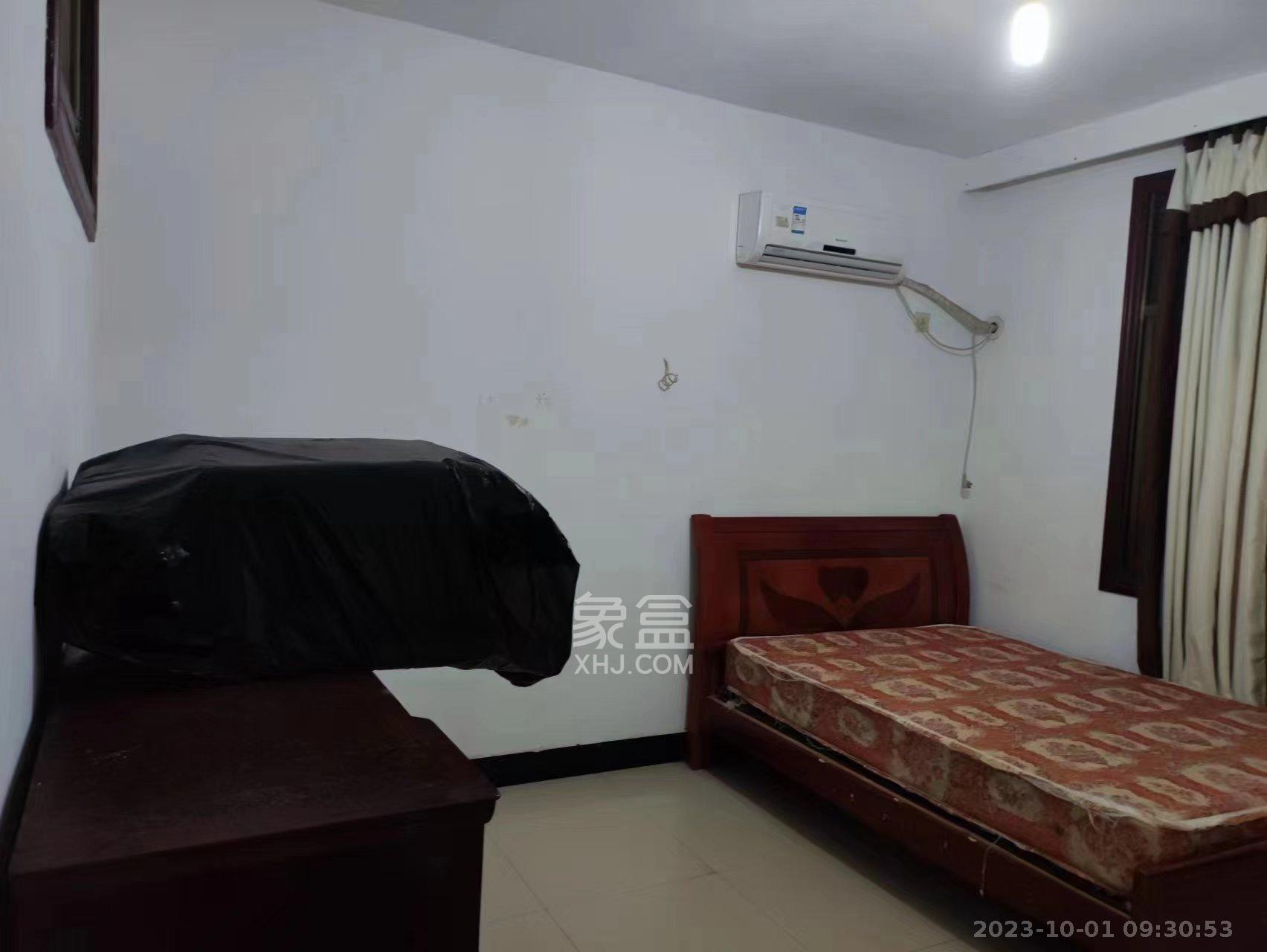 龙塘安置区（龙塘小区）  3室1厅1卫   1000.00元/月室内图1