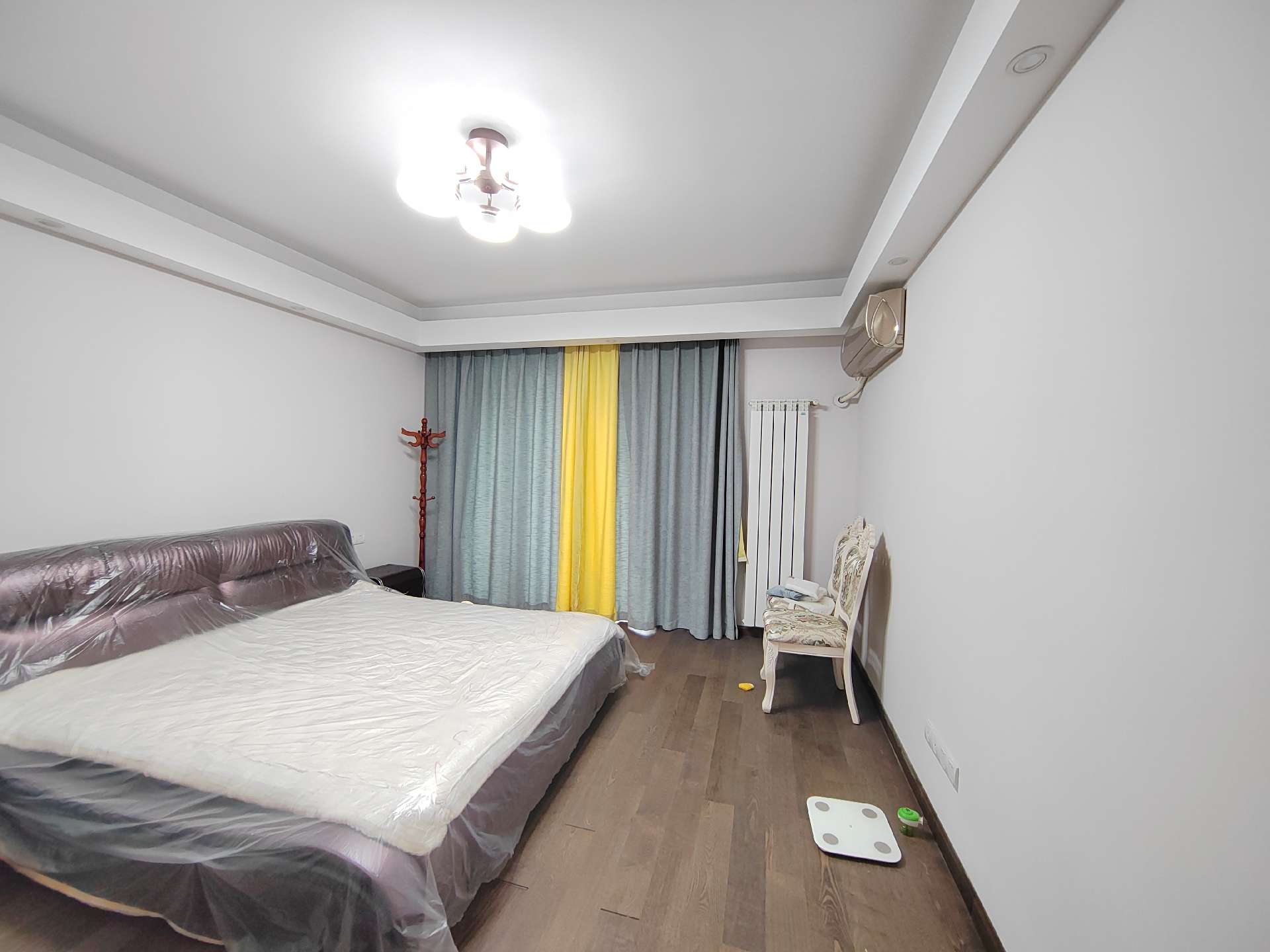 新阳光100大湖第 4室2厅2卫 5500.00元/月 新阳光100大湖第 4室2厅2卫 5500.00元/月室内图