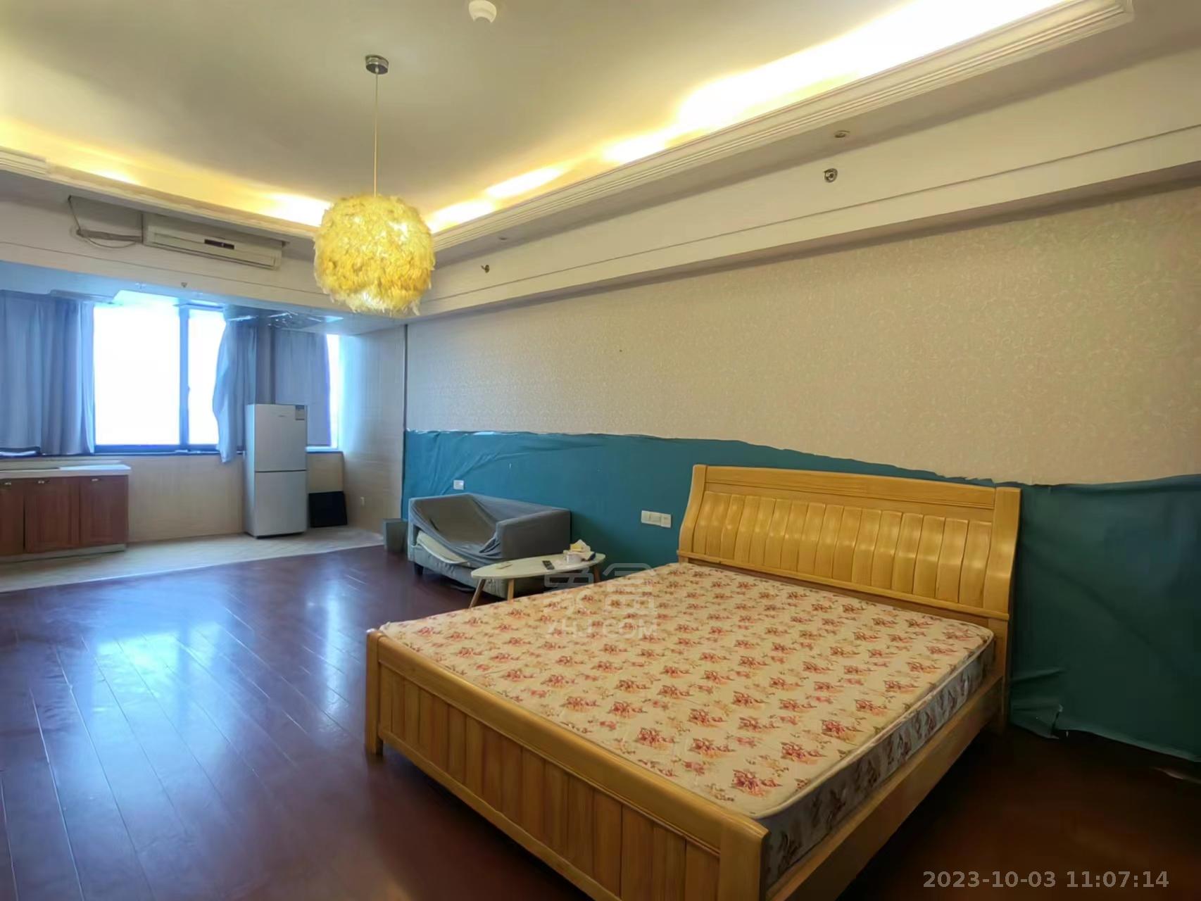 中央商业广场 1室1厅1卫 1500.00元/月 中央商业广场 1室1厅1卫 1500.00元/月室内图