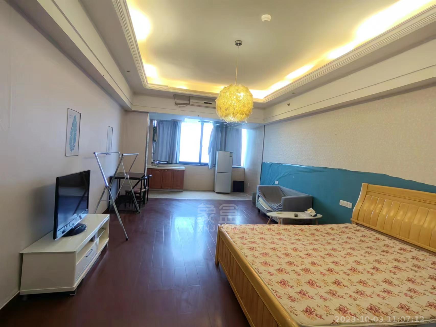 中央商业广场 1室1厅1卫 1500.00元/月 中央商业广场 1室1厅1卫 1500.00元/月室内图