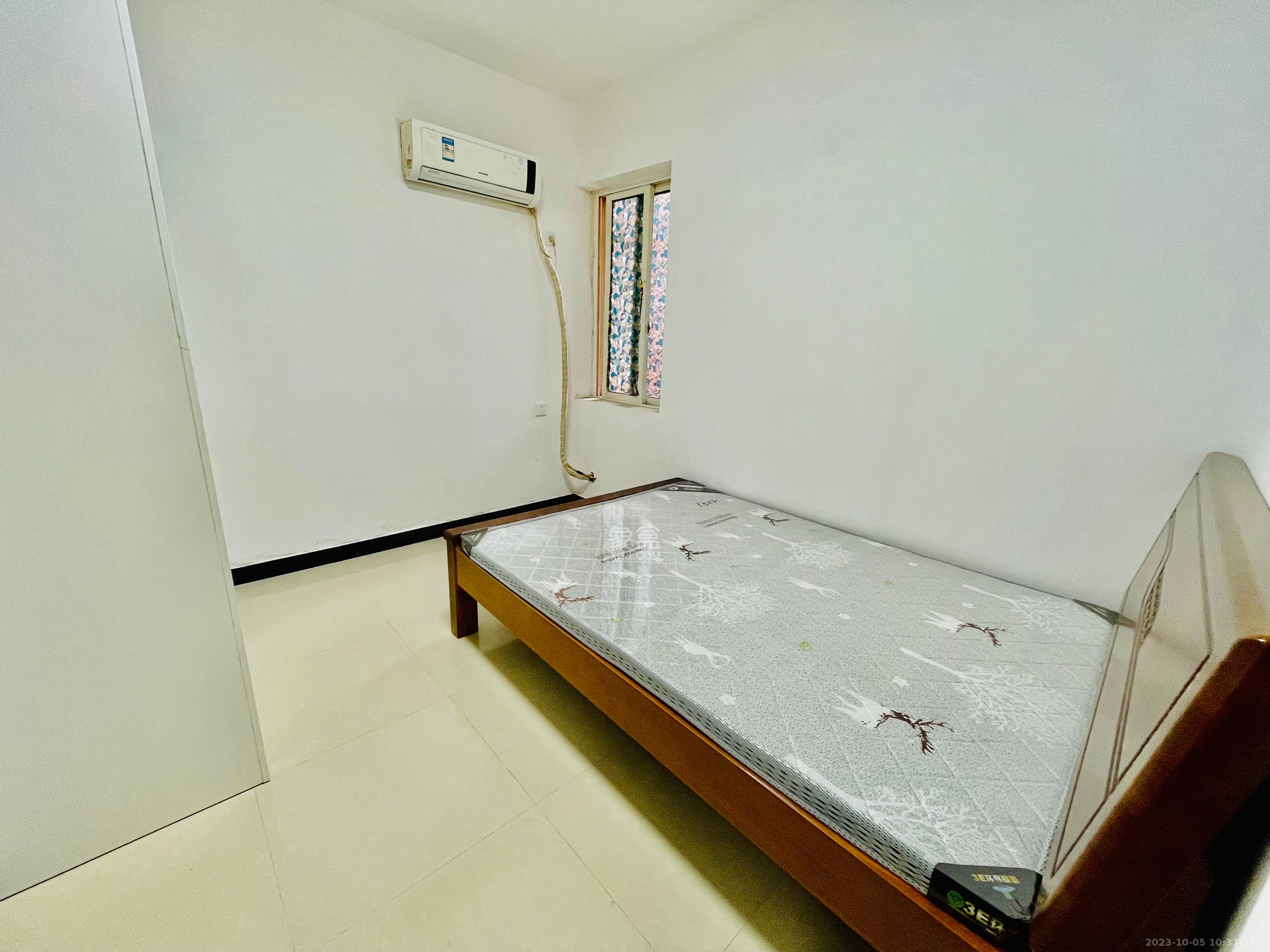 湘绣城  3室2厅1卫   1500.00元/月室内图