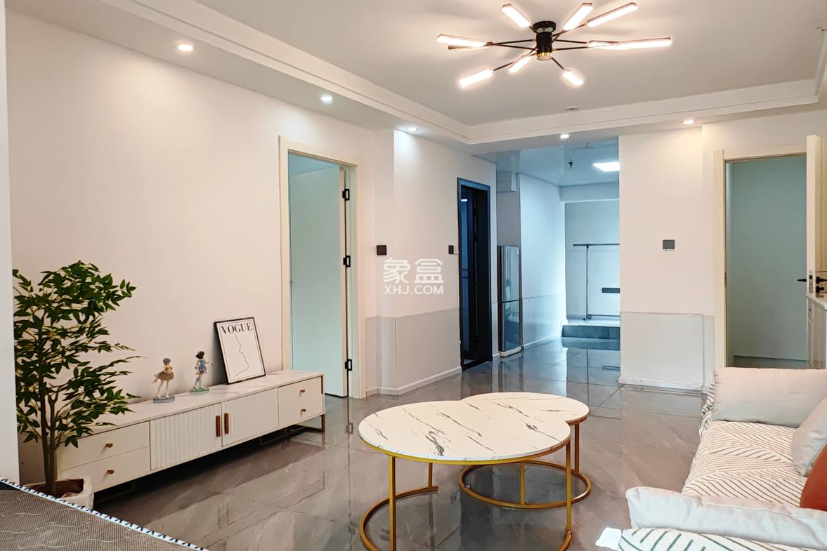 富力新天地三期 2室1厅1卫 2000.00元/月 富力新天地三期 2室1厅1卫 2000.00元/月室内图