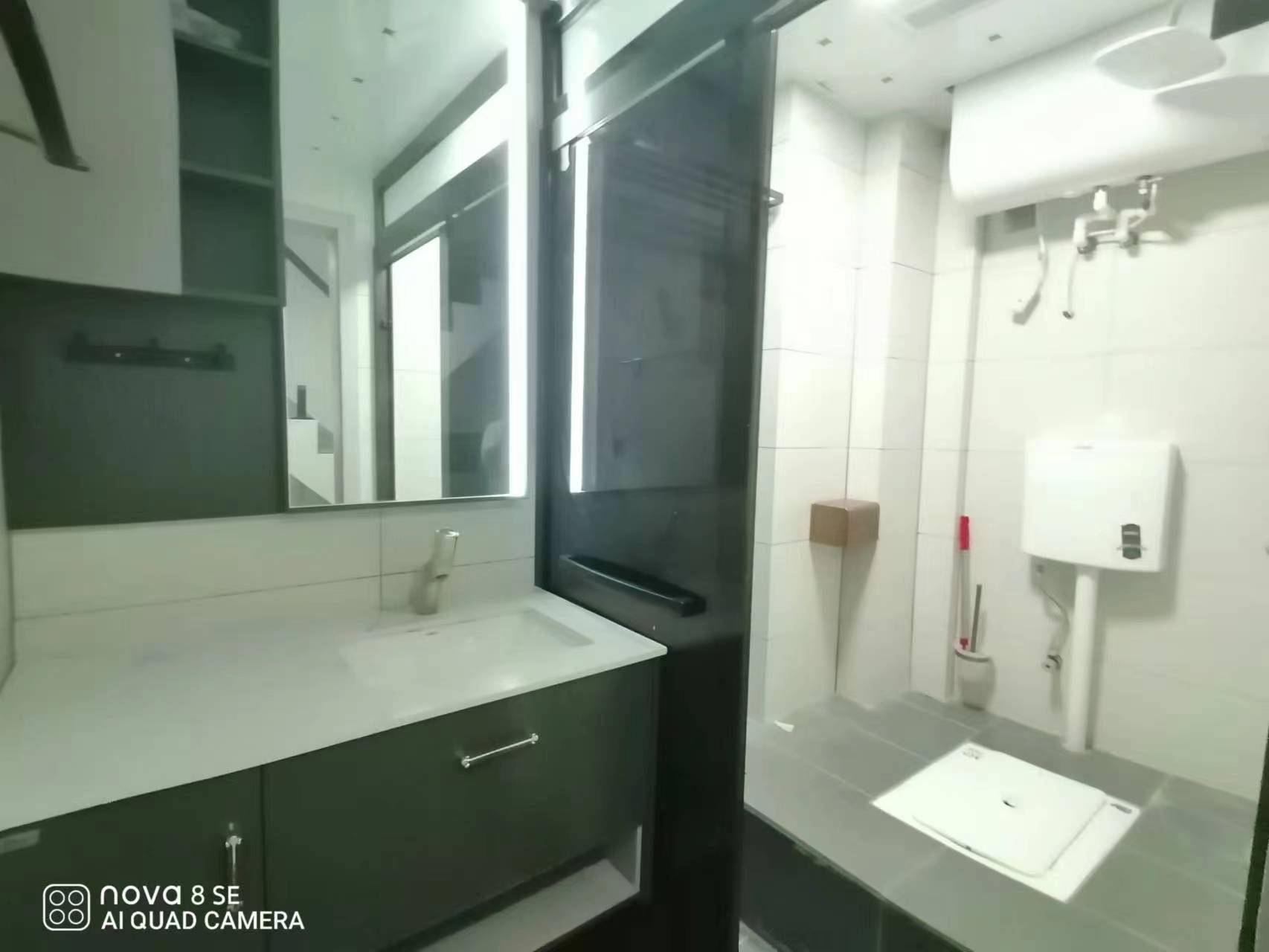 恒大滨河左岸  2室1厅1卫   2600.00元/月室内图1