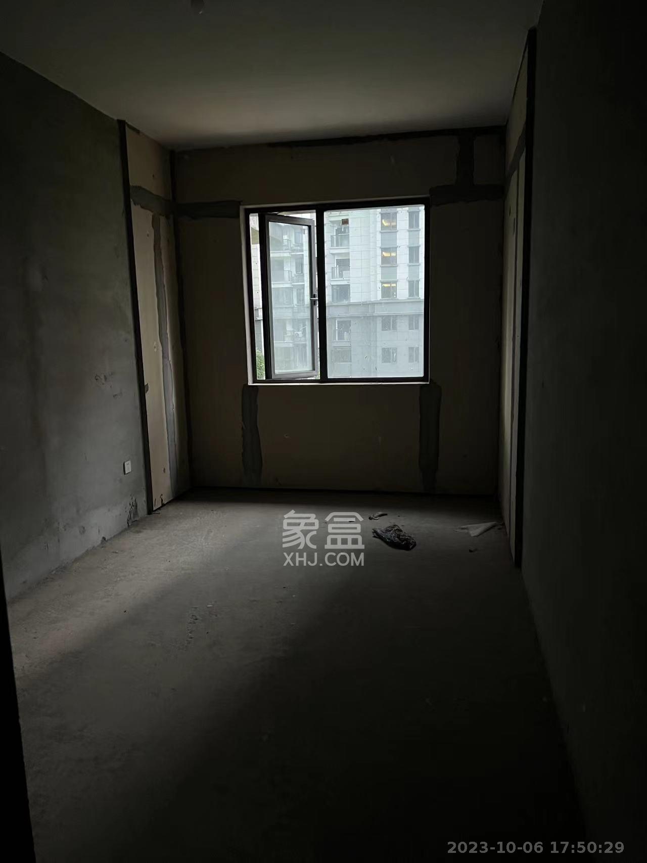 湘核佳苑  3室2厅2卫   1000.00元/月室内图