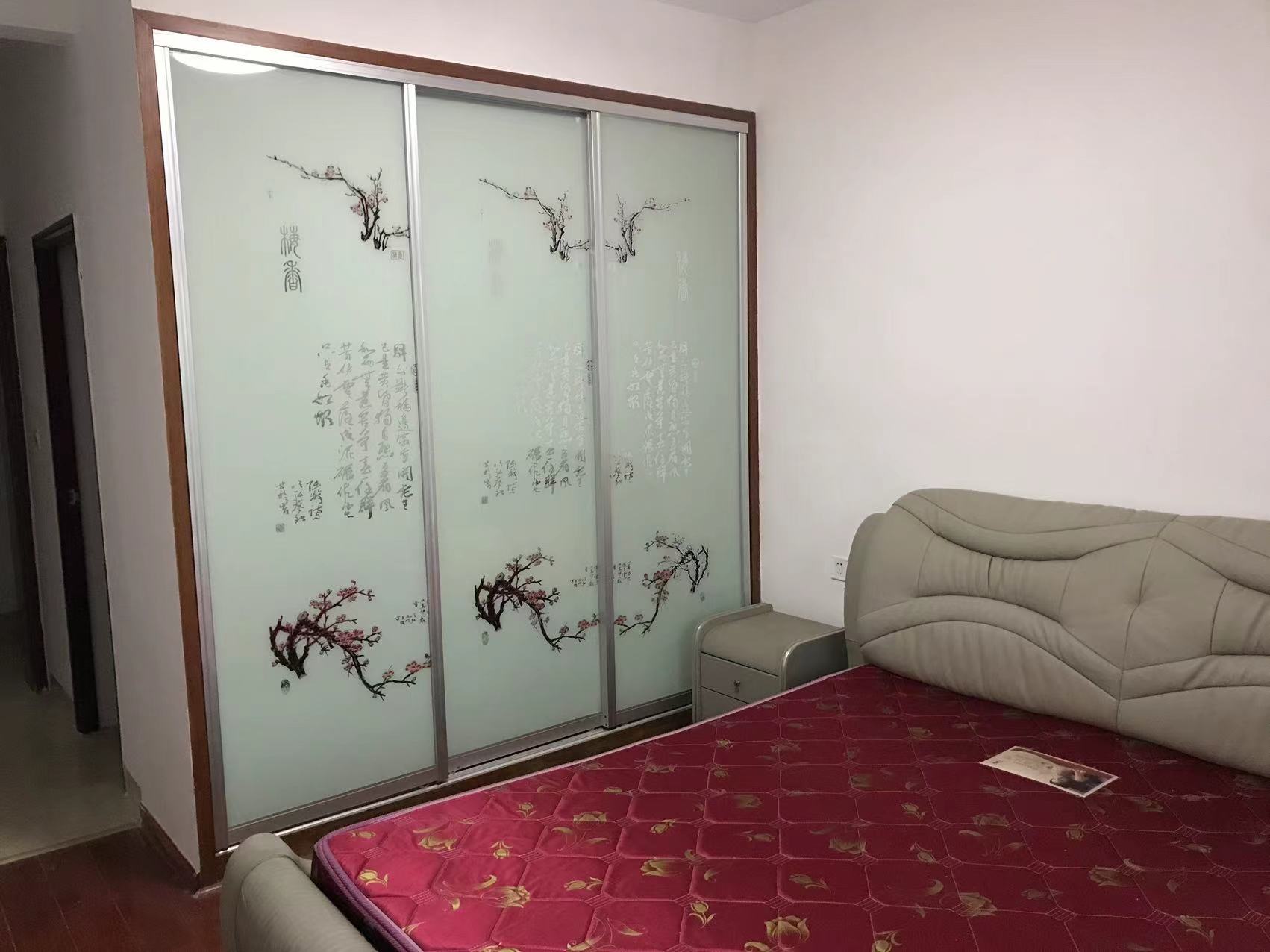 沐林美郡  3室2厅2卫   69.80万客厅