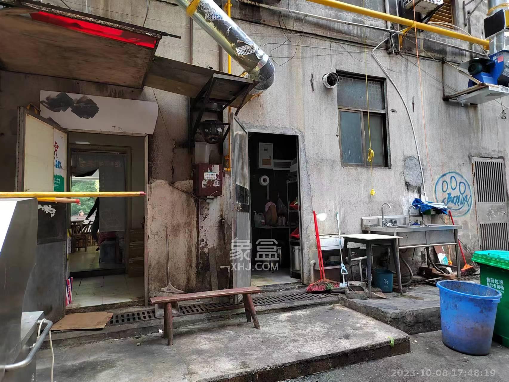灰埠小区（灰埠社区）   100.0㎡     9000.00元/月室内图
