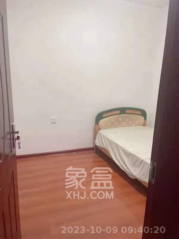 保利东郡  3室2厅2卫   1600.00元/月室内图