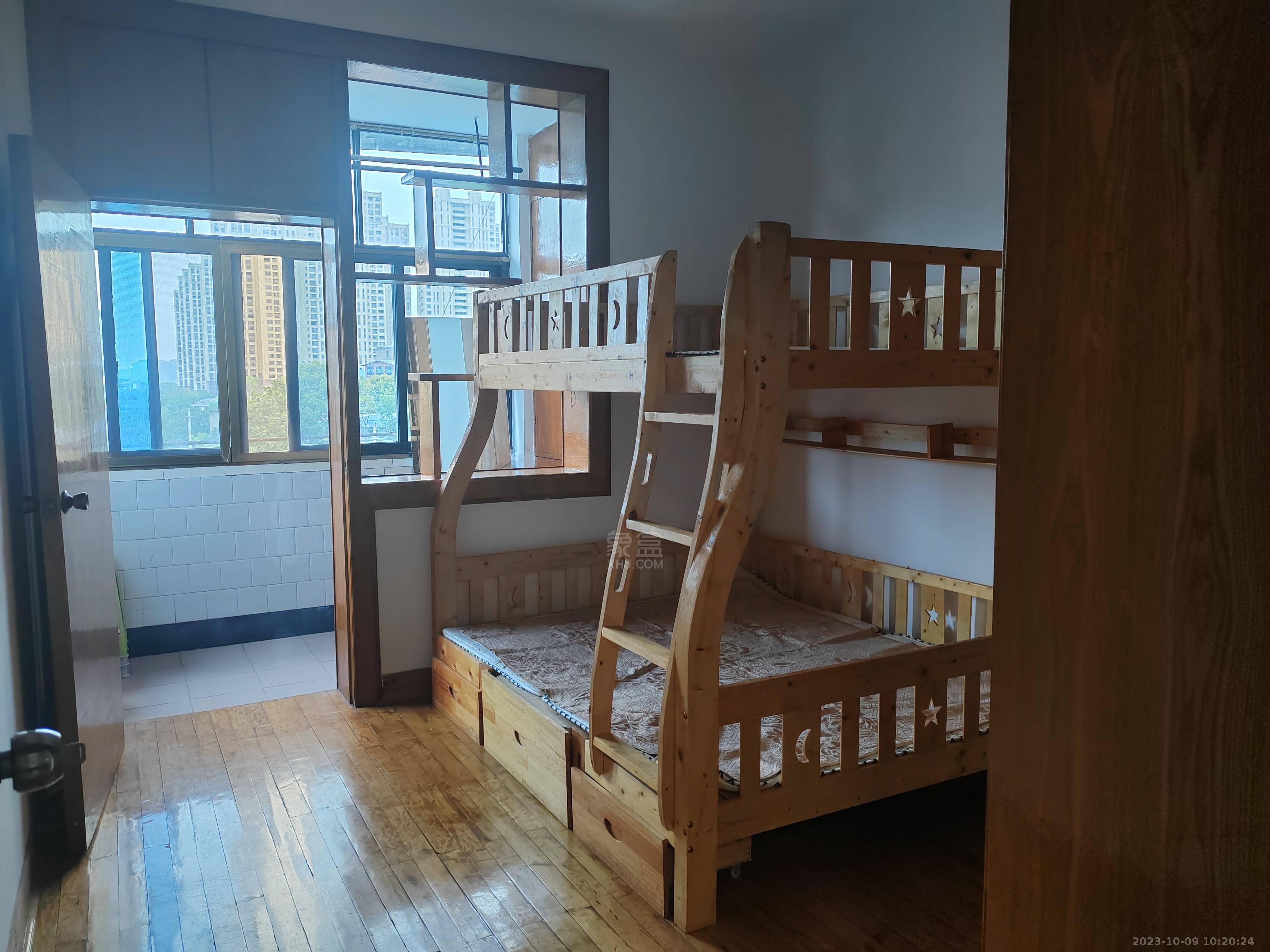 新建村  2室1厅1卫   700.00元/月室内图1