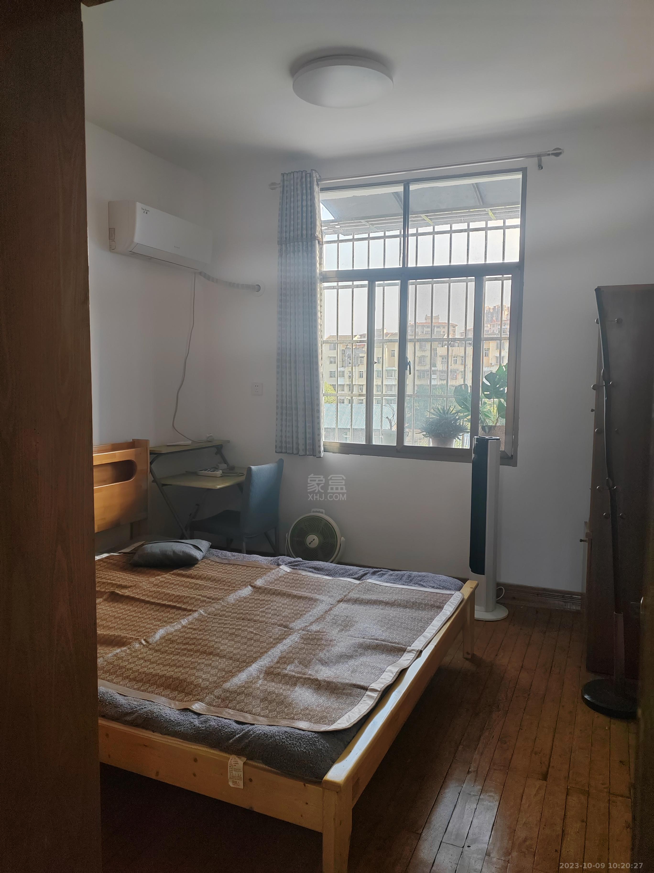 新建村  2室1厅1卫   700.00元/月室内图