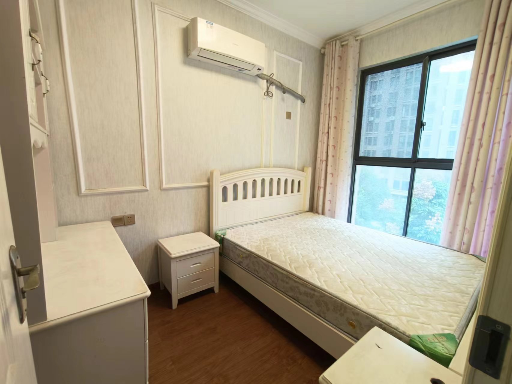 湘银星城 4室2厅2卫 69.0万 湘银星城 4室2厅2卫 69.0万室内图