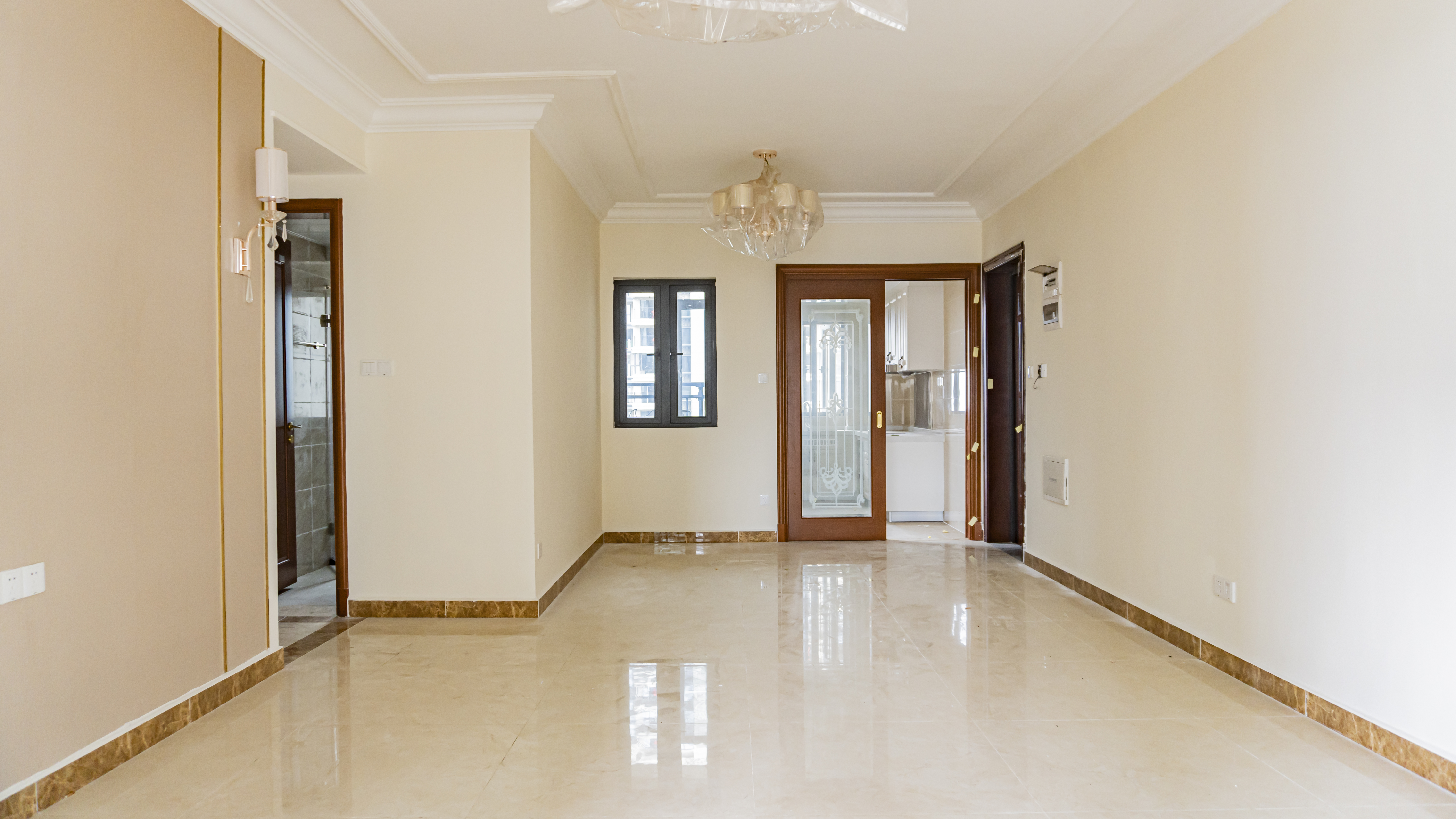 恒大名都 3室2厅2卫 94.0万 恒大名都 3室2厅2卫 94.0万室内图