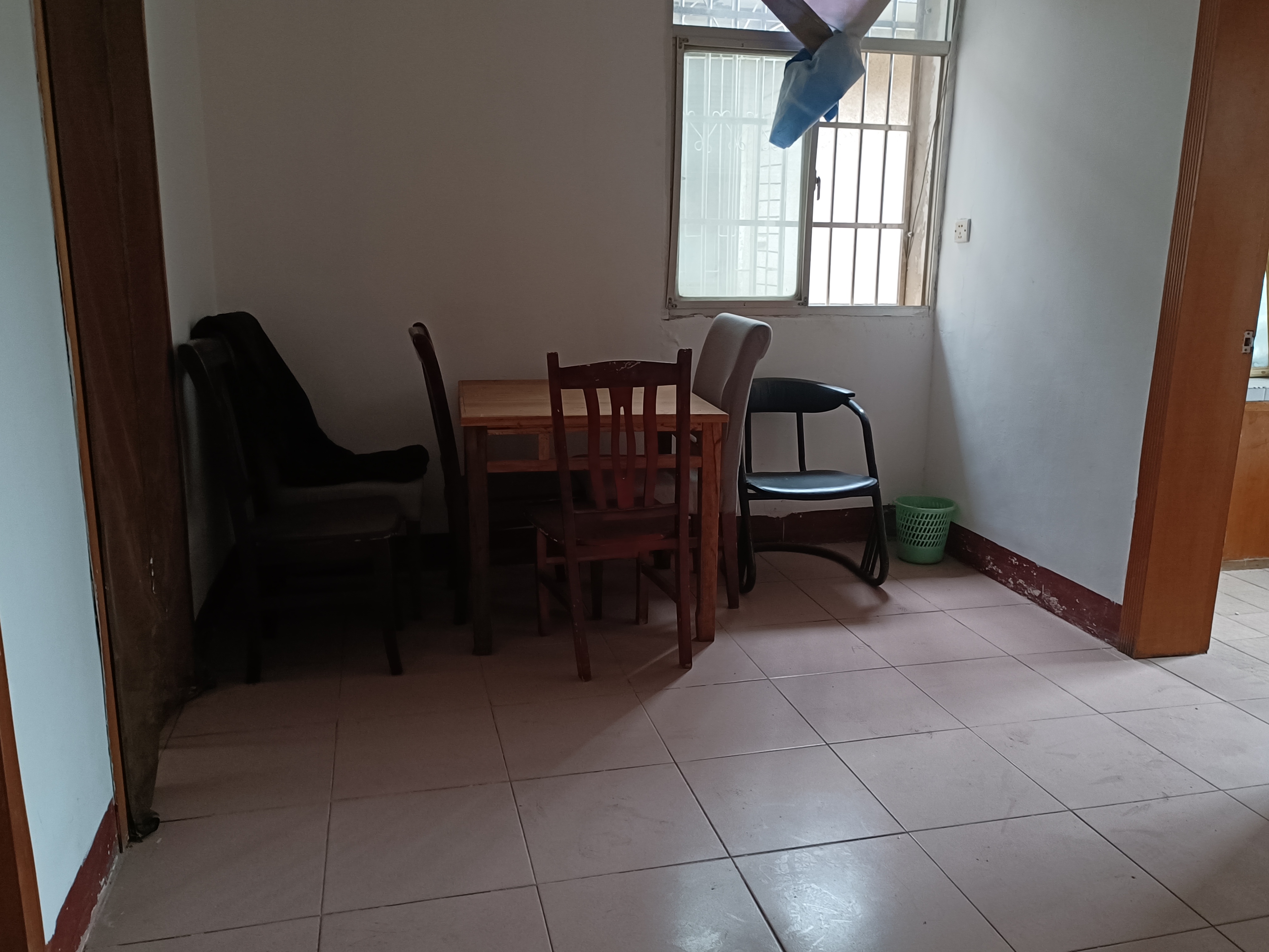 花园二村 3室2厅1卫 42.80万 花园二村 3室2厅1卫 42.80万室内图