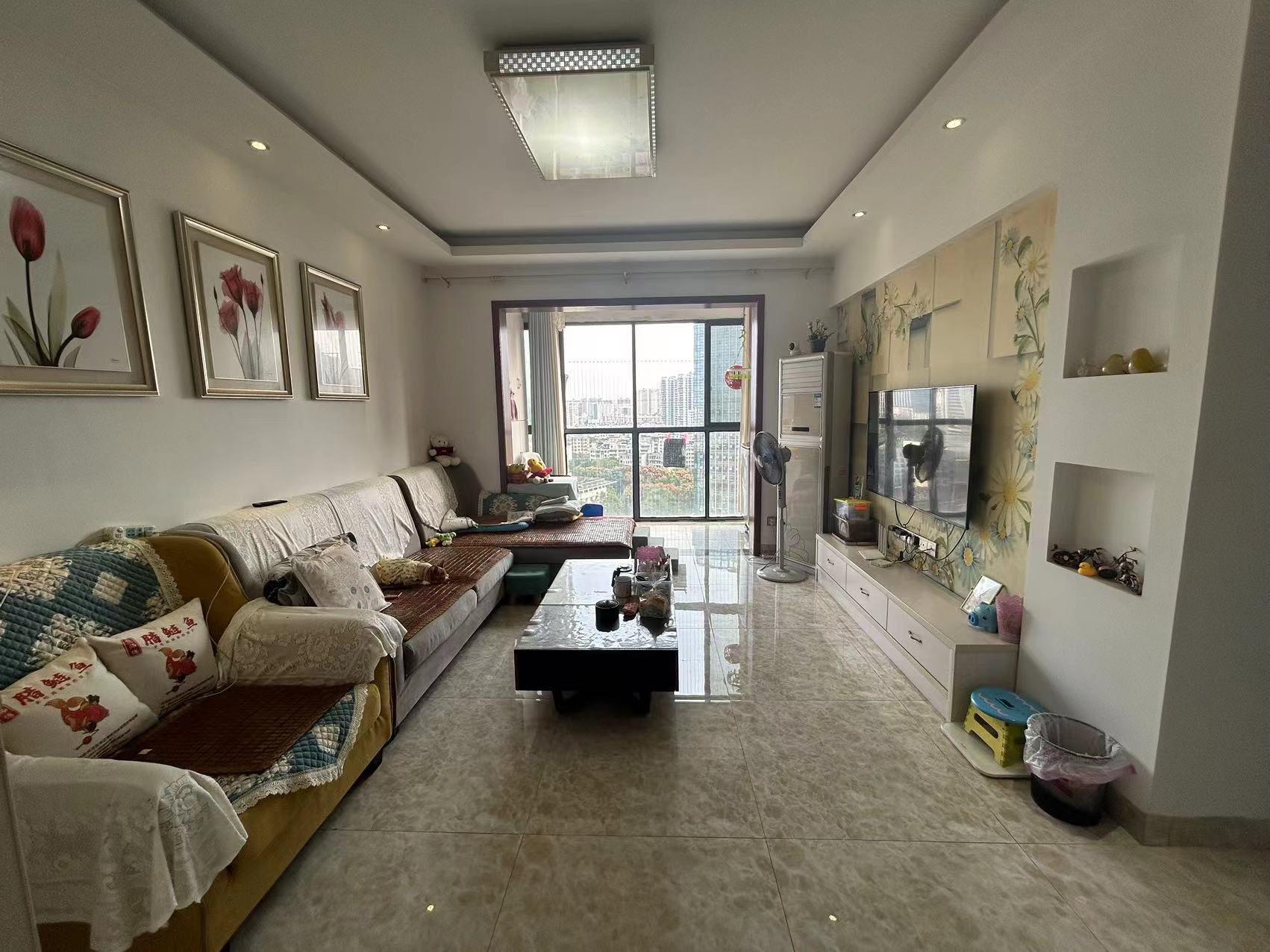 城市风景  2室2厅1卫    46.8万 城市风景  2室2厅1卫    46.8万室内图