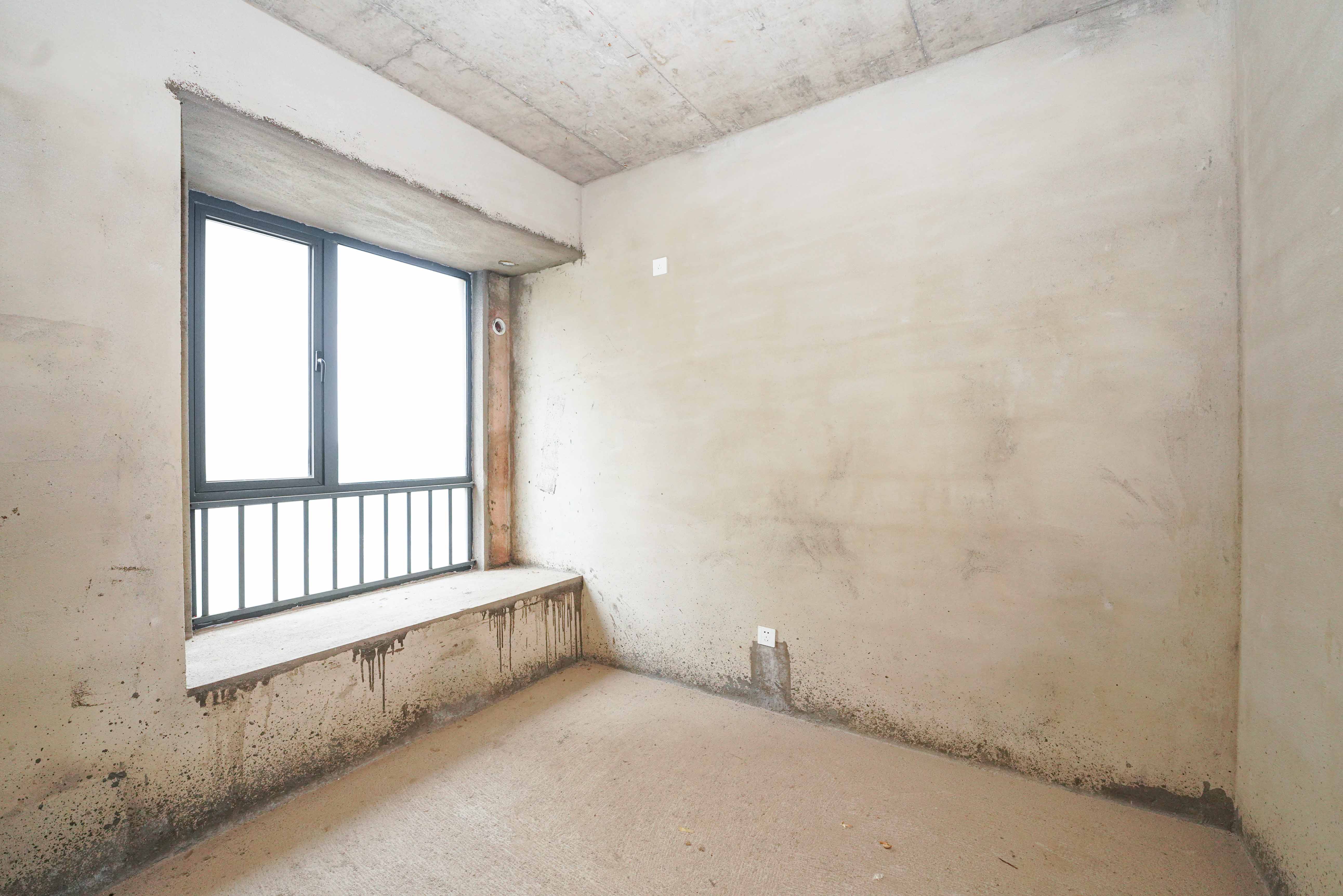 五矿万境蓝山  3室2厅2卫    123.0万卧室