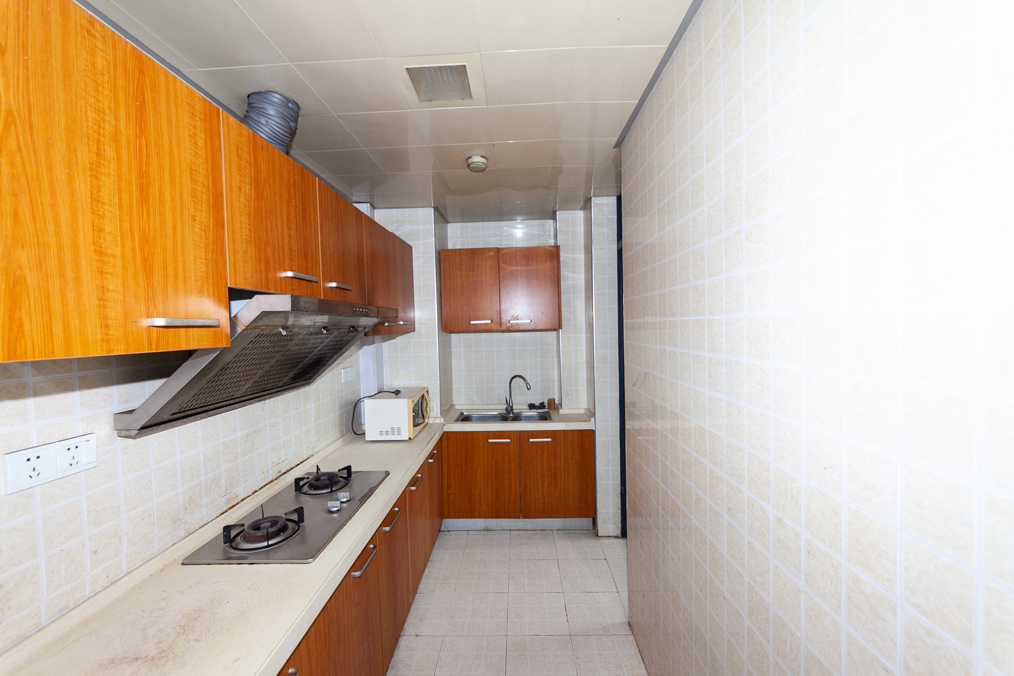 珠江东方明珠(新地东方明珠)一二期  2室2厅1卫   66.80万 珠江东方明珠(新地东方明珠)一二期  2室2厅1卫   66.80万厨房