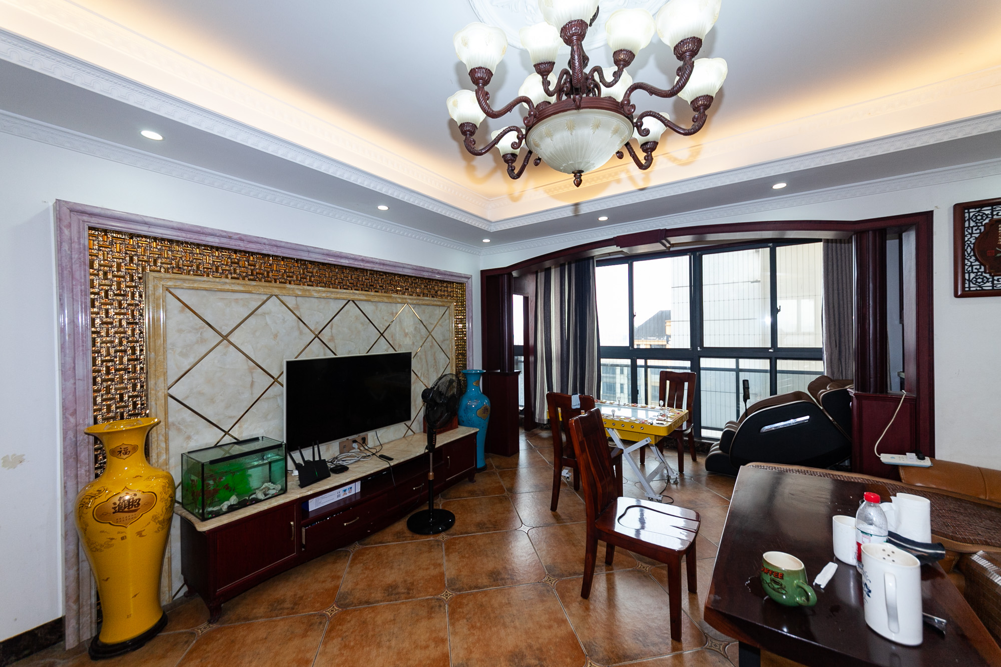 珠江东方明珠(新地东方明珠)三期  3室2厅2卫    80.0万 珠江东方明珠(新地东方明珠)三期  3室2厅2卫    80.0万客厅