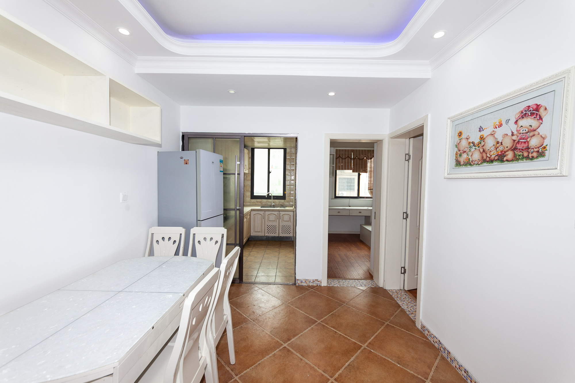 澳海澜庭 3室2厅1卫 76.8万 澳海澜庭 3室2厅1卫 76.8万客厅