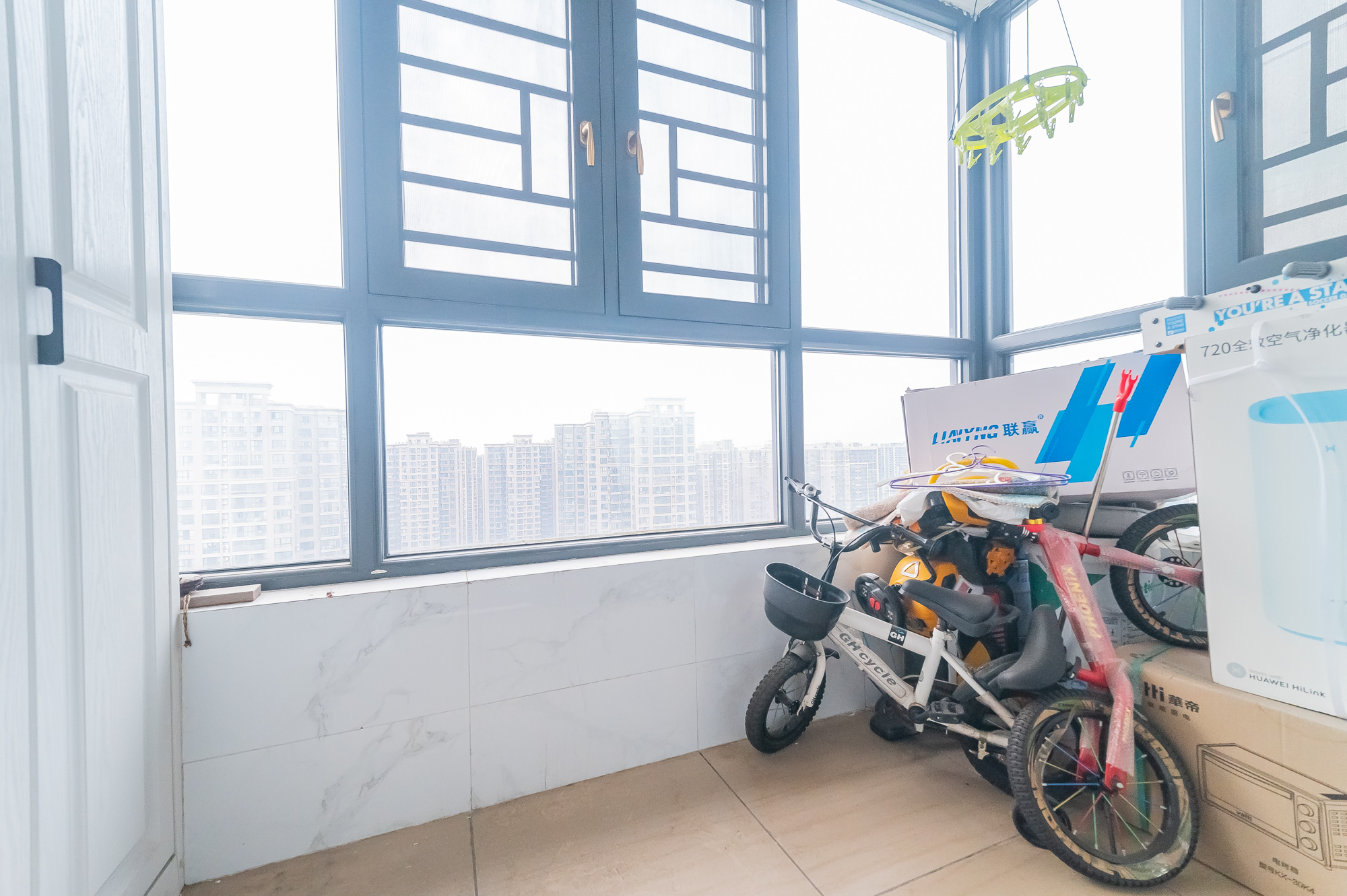 碧桂园中央花园 4室2厅2卫 129.8万 碧桂园中央花园 4室2厅2卫 129.8万阳台