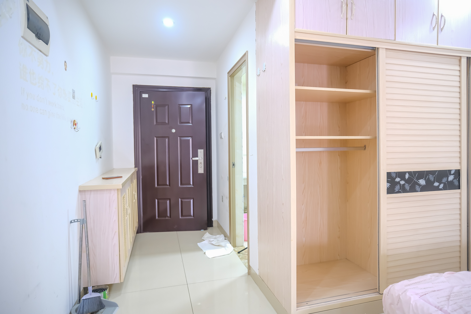 山水湾 1室1厅1卫 32.0万 山水湾 1室1厅1卫 32.0万其他