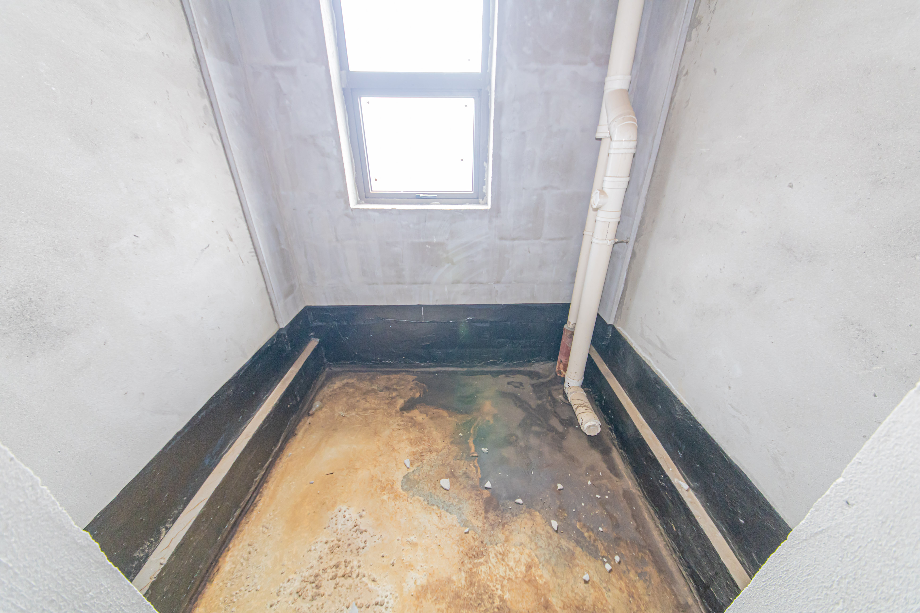 润屋美院  4室3厅2卫   147.00万卫生间