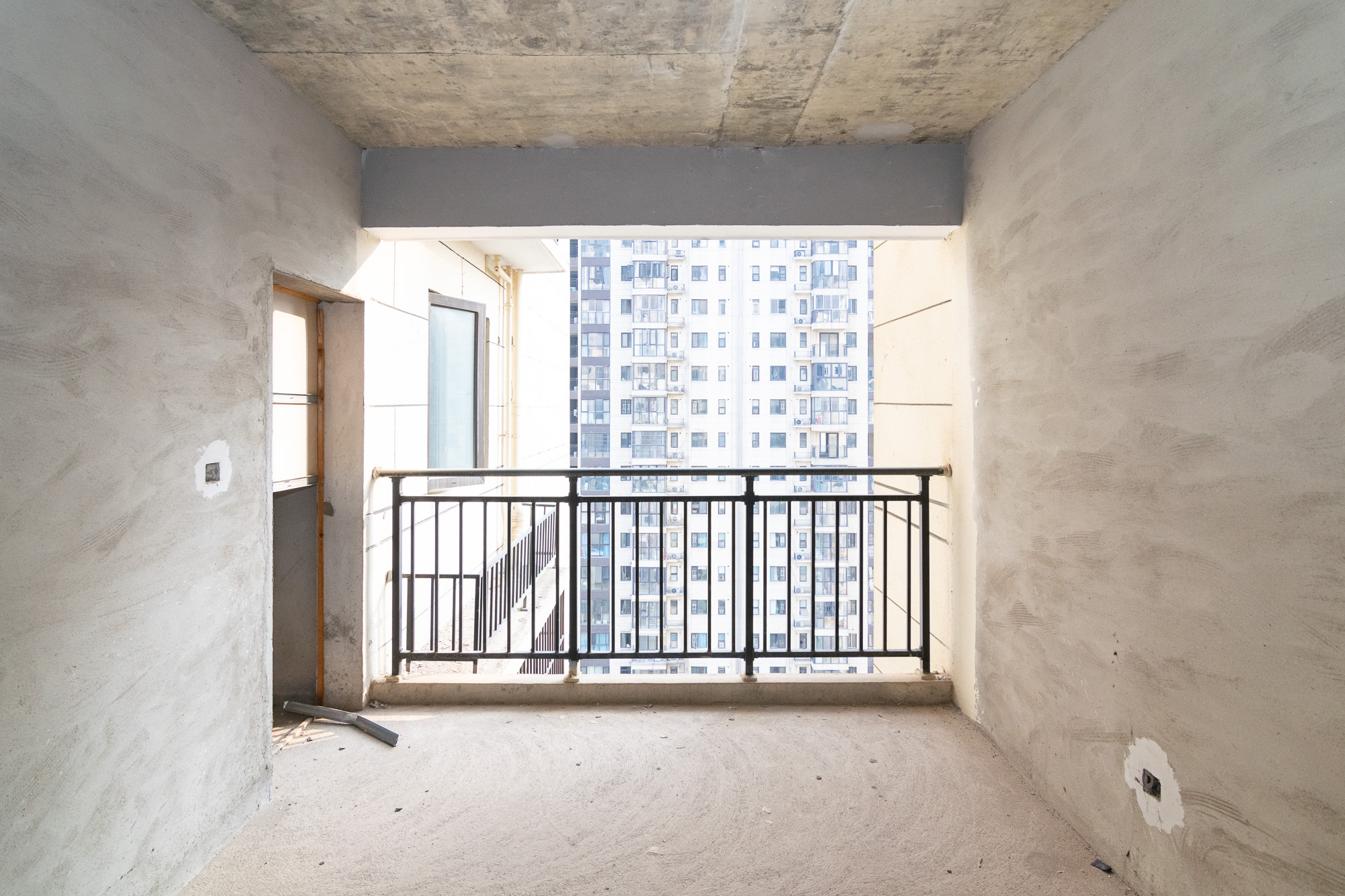 新华联梦想城 3室2厅1卫 83.8万 新华联梦想城 3室2厅1卫 83.8万卧室