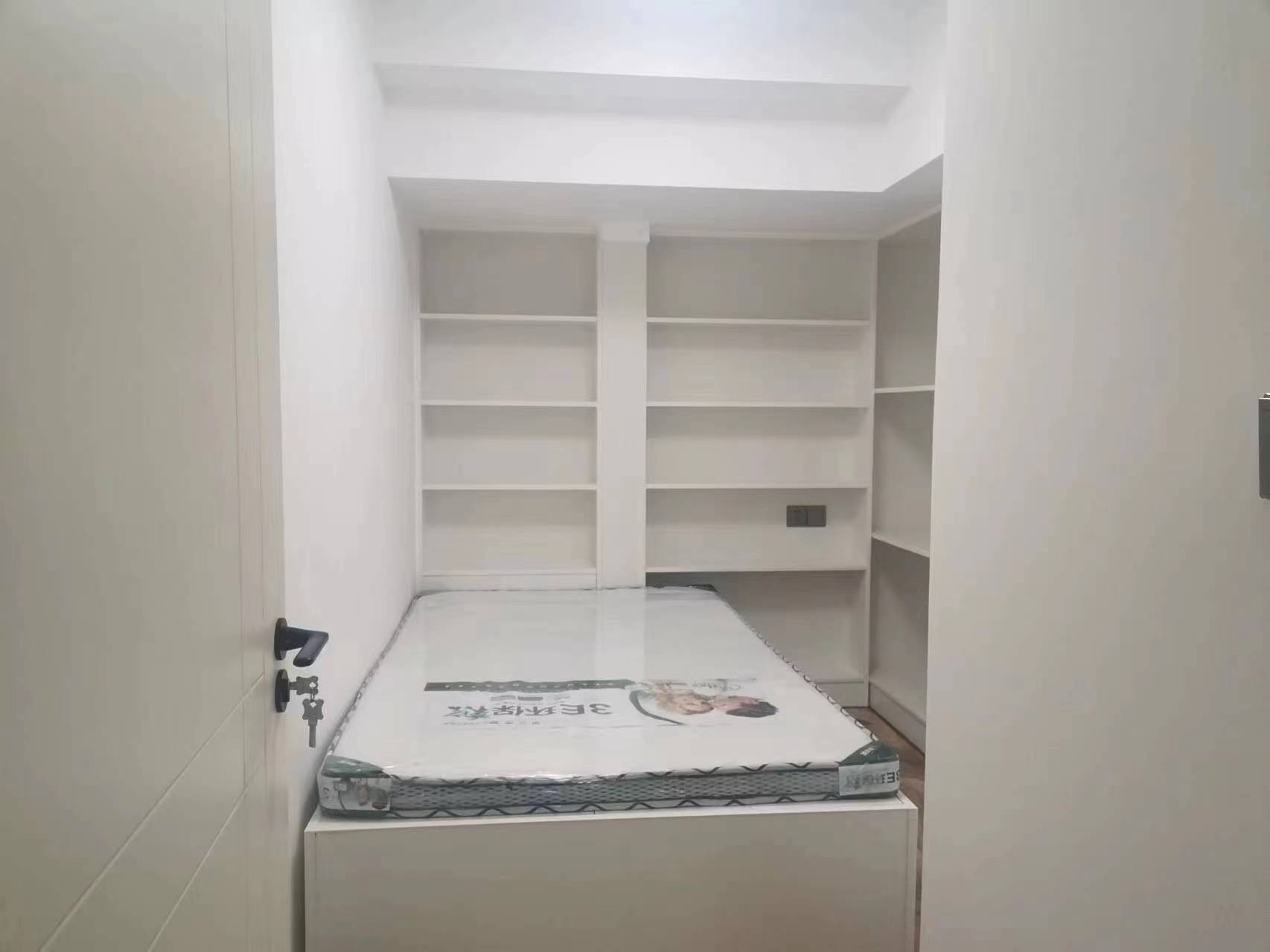 阳光城启航中心  1室1厅1卫   2300.00元/月室内图1