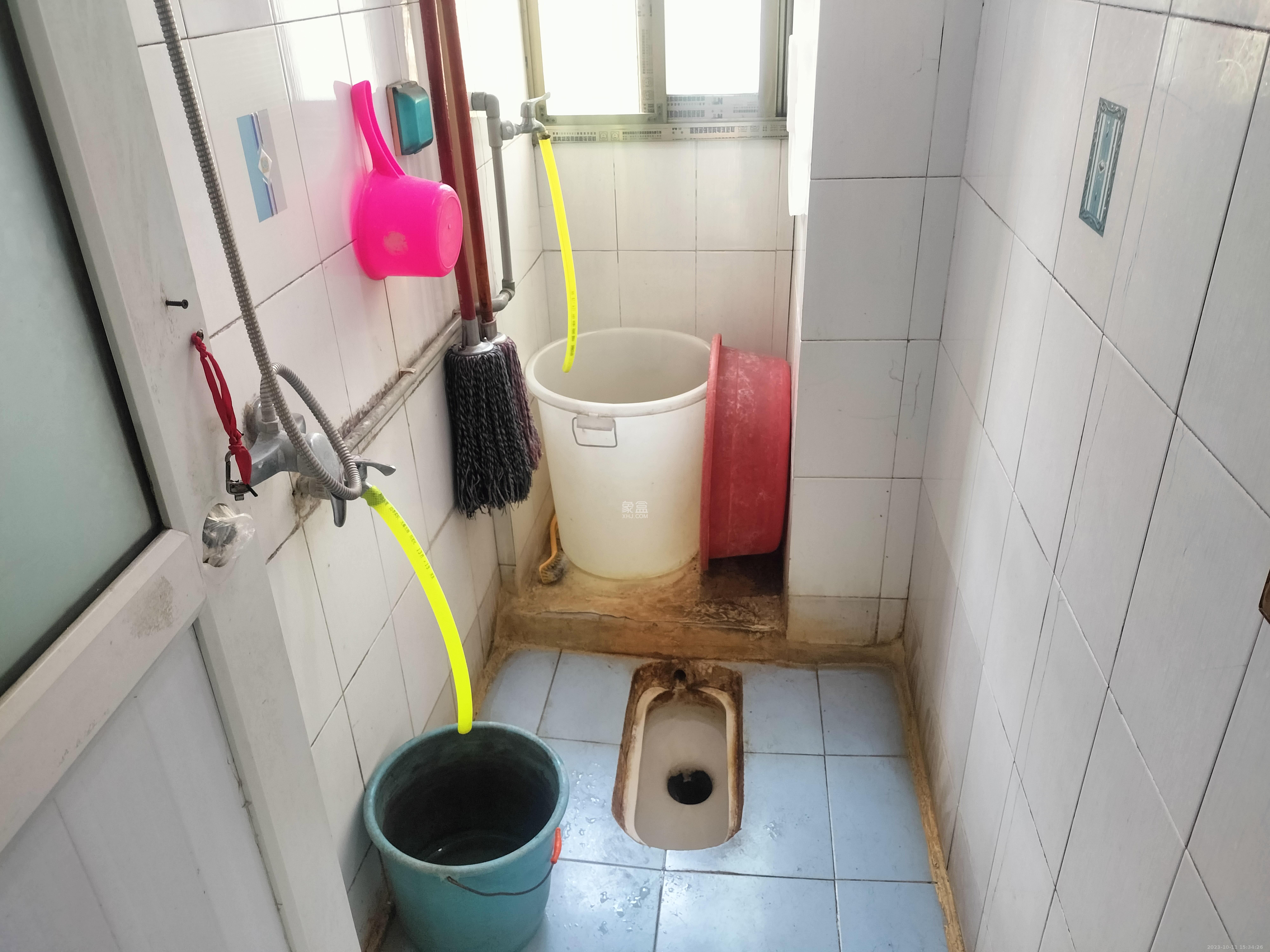 曾家湾小区  3室1厅1卫   1500.00元/月室内图