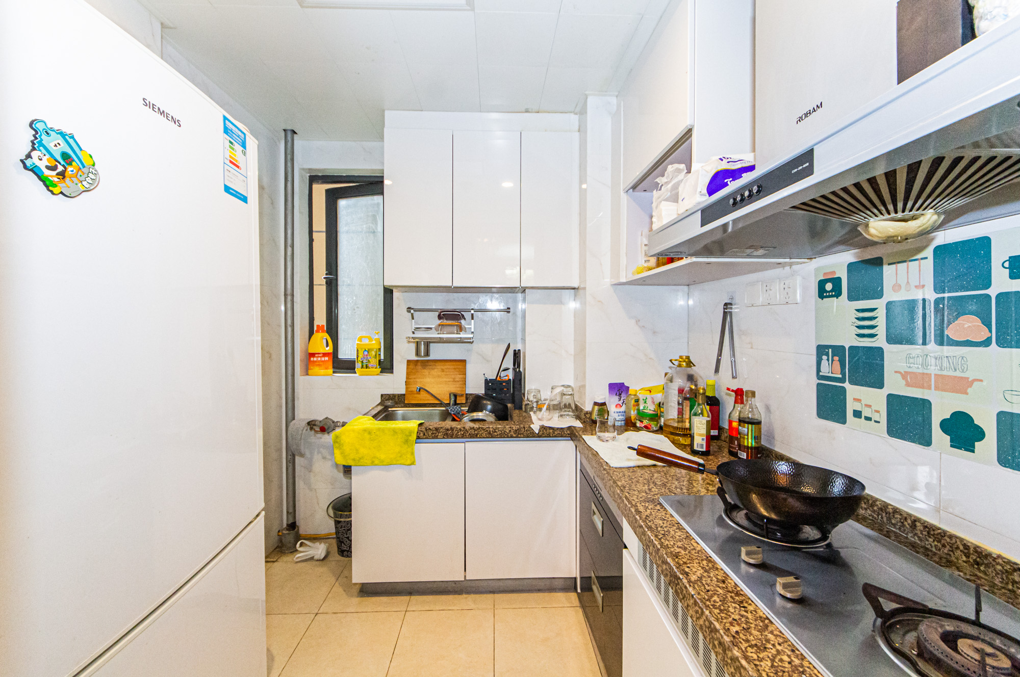 恒大御景半岛锦绣苑  3室2厅1卫    110.0万厨房