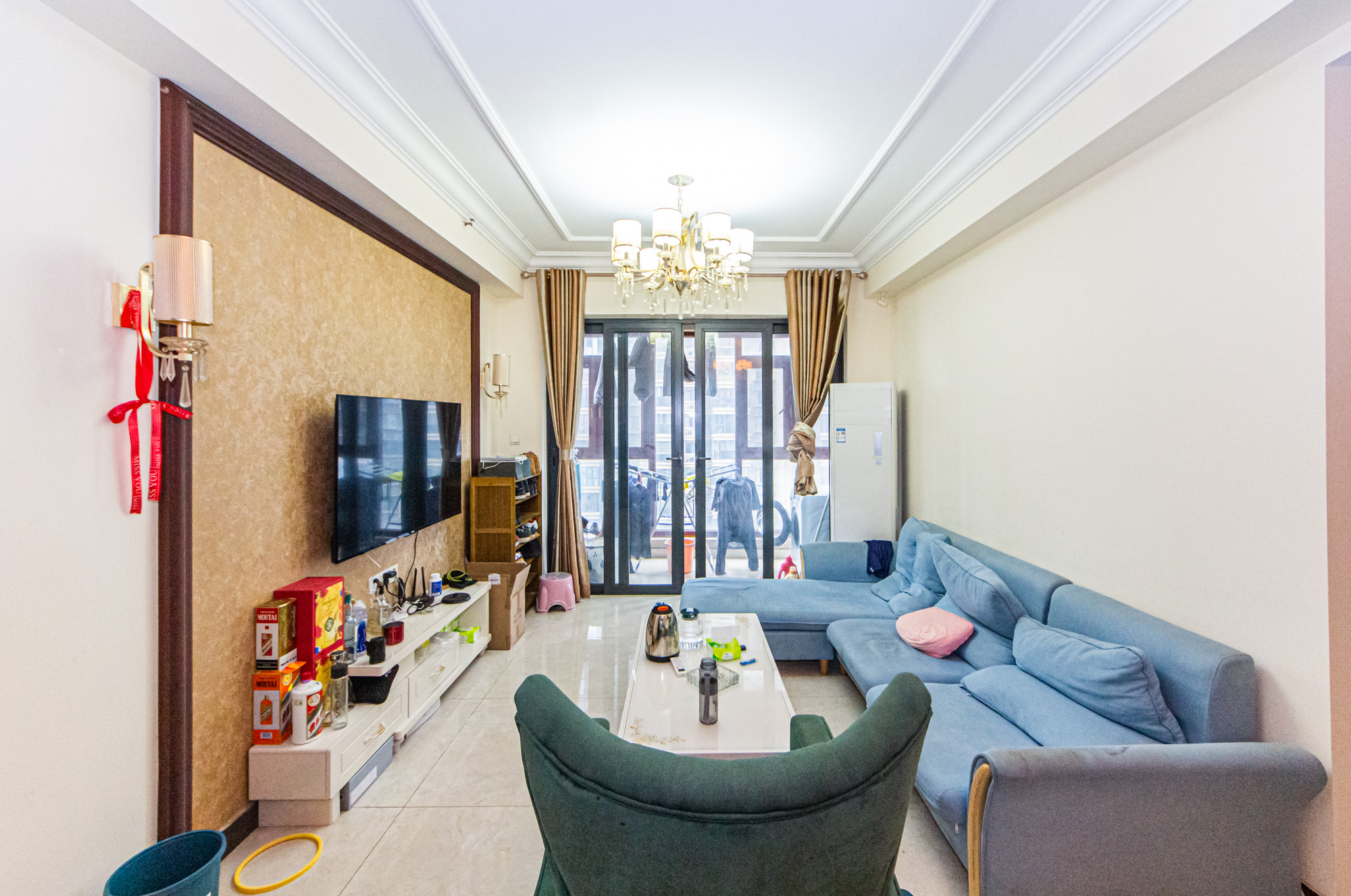 恒大御景半岛锦绣苑  3室2厅1卫    110.0万客厅