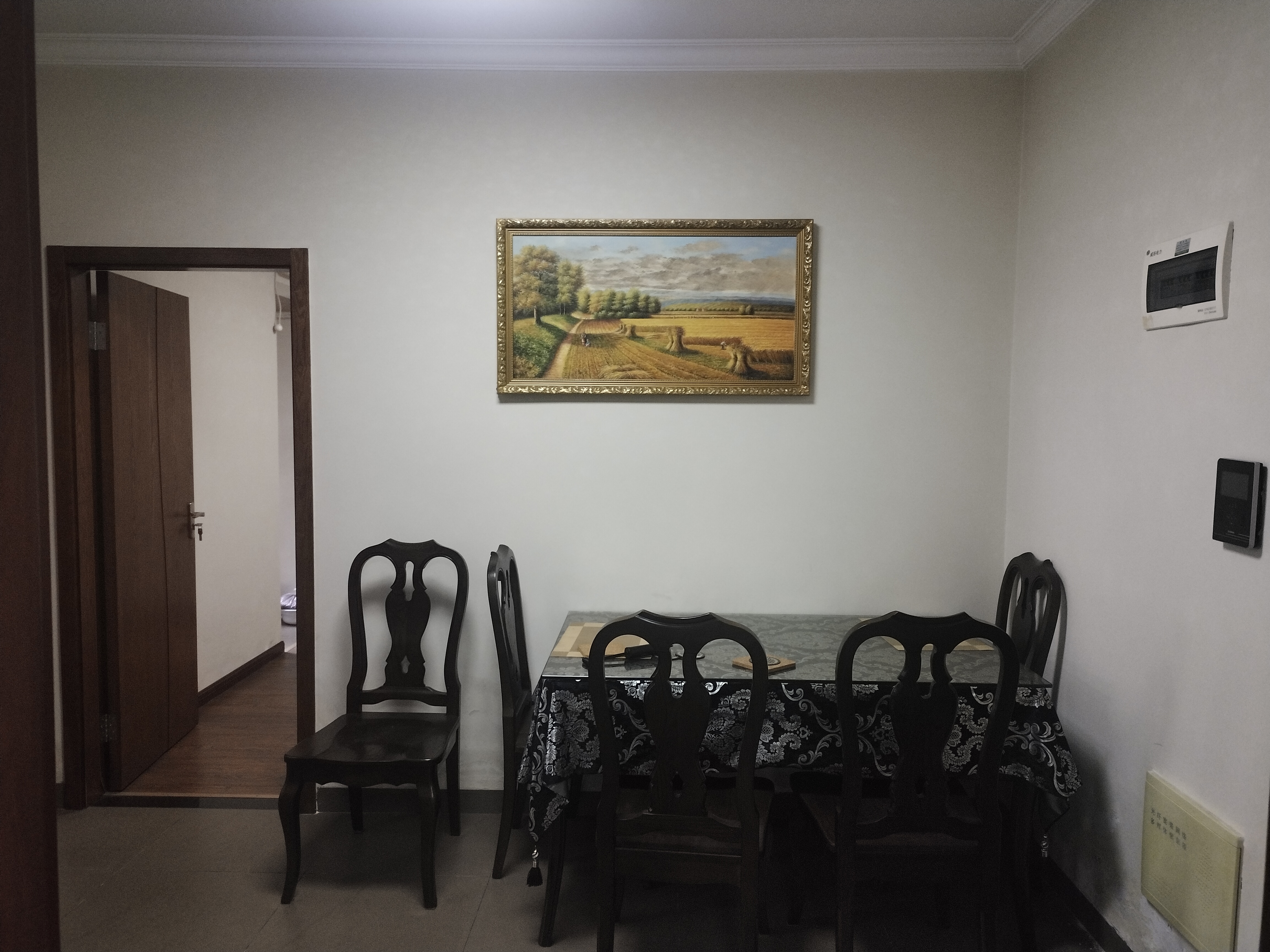 凯旋名门人民中路1006号 3室2厅1卫 85.0万 凯旋名门人民中路1006号 3室2厅1卫 85.0万室内图