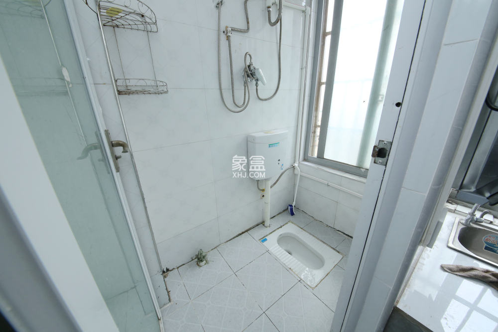 西源鑫大廈  3室2廳2衛(wèi)   109.80萬