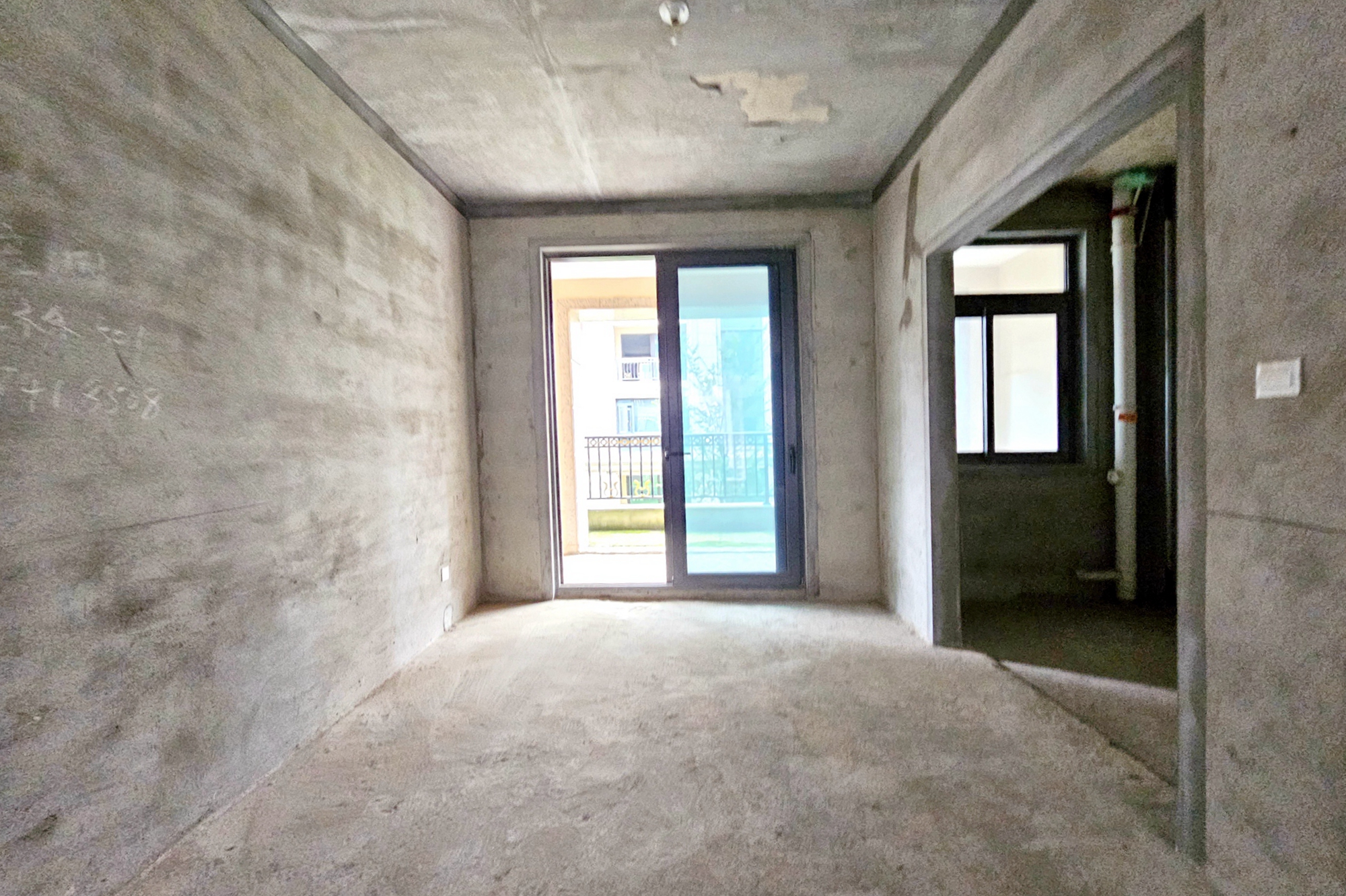 明昇壹城（明昇时代广场）一期  3室2厅2卫    330.0万其他