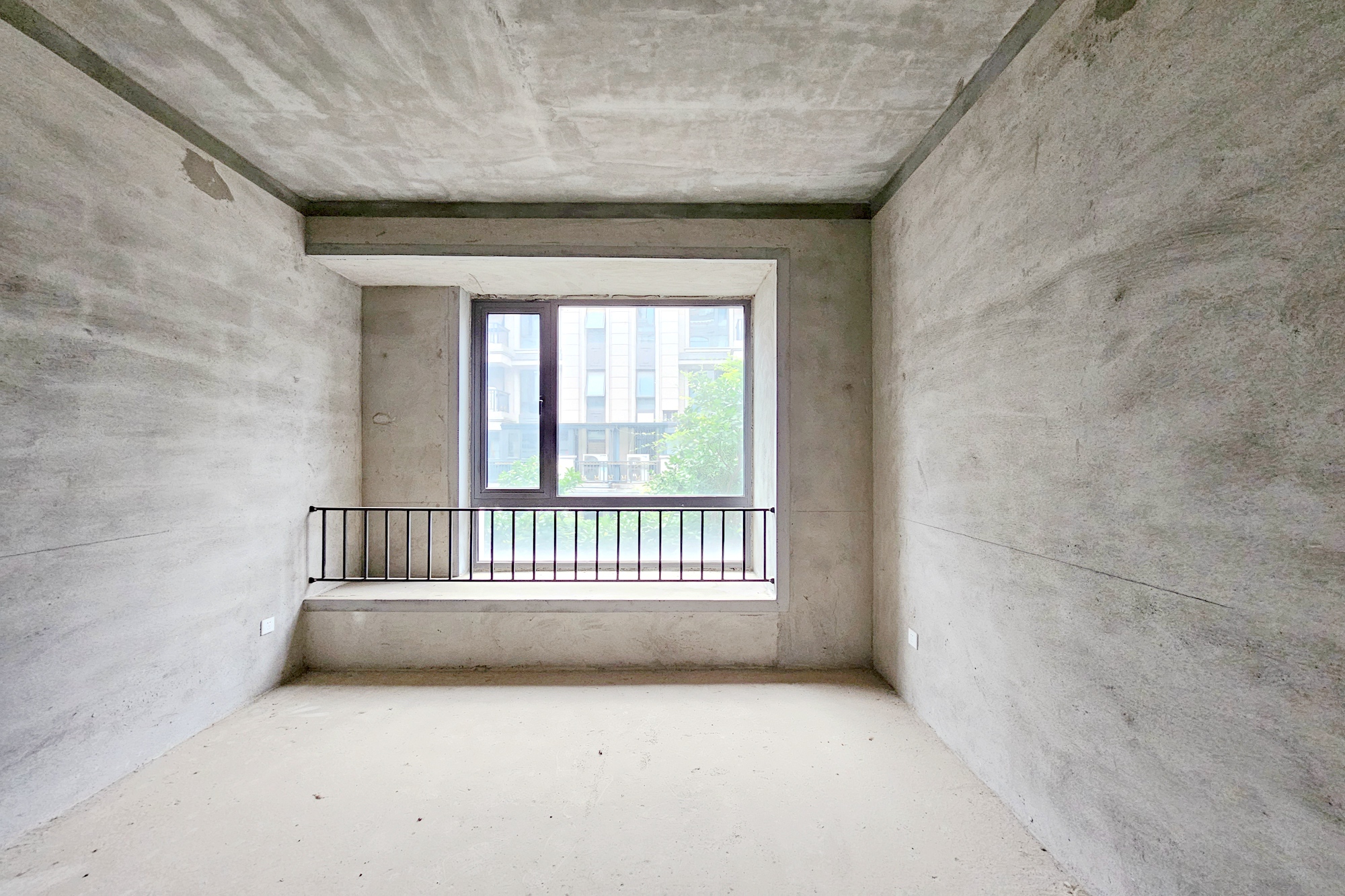 明昇壹城（明昇时代广场）一期  3室2厅2卫    330.0万其他