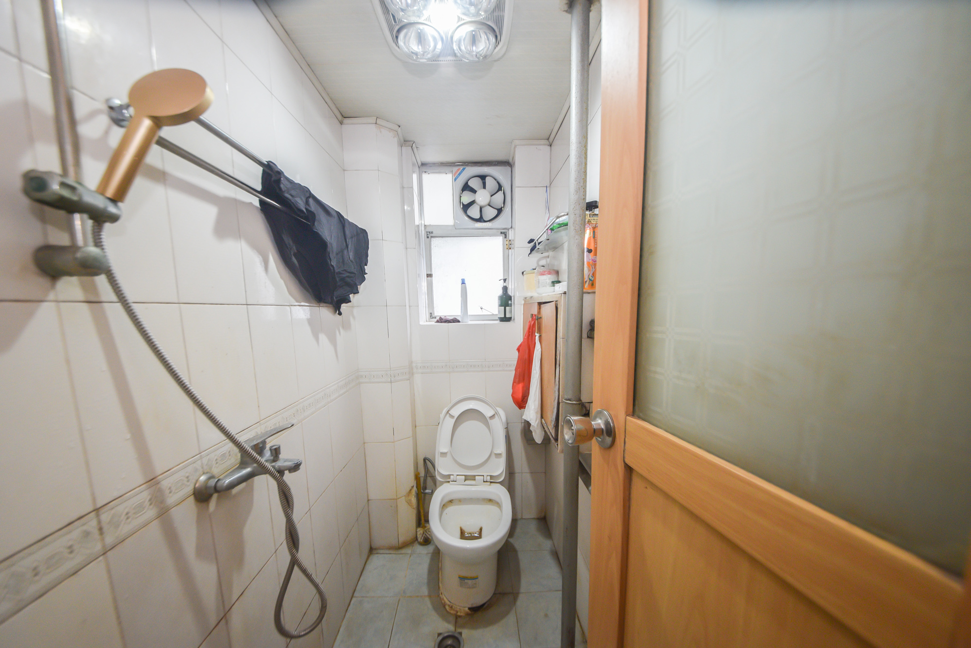 省政府机关梓园住宅区  2室1厅1卫   78.00万卫生间