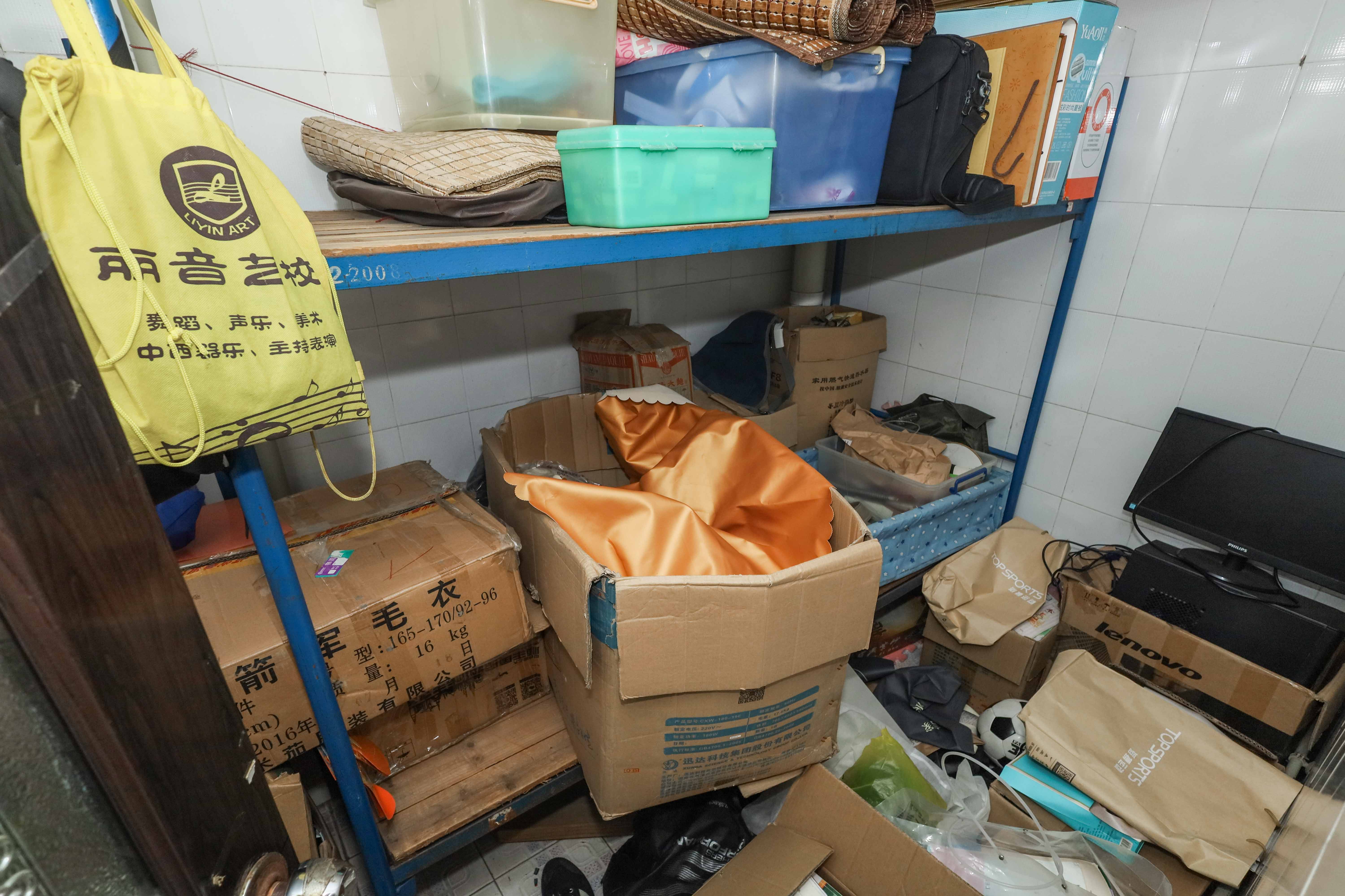 涉外花园  3室2厅2卫    70.0万 涉外花园  3室2厅2卫    70.0万卫生间