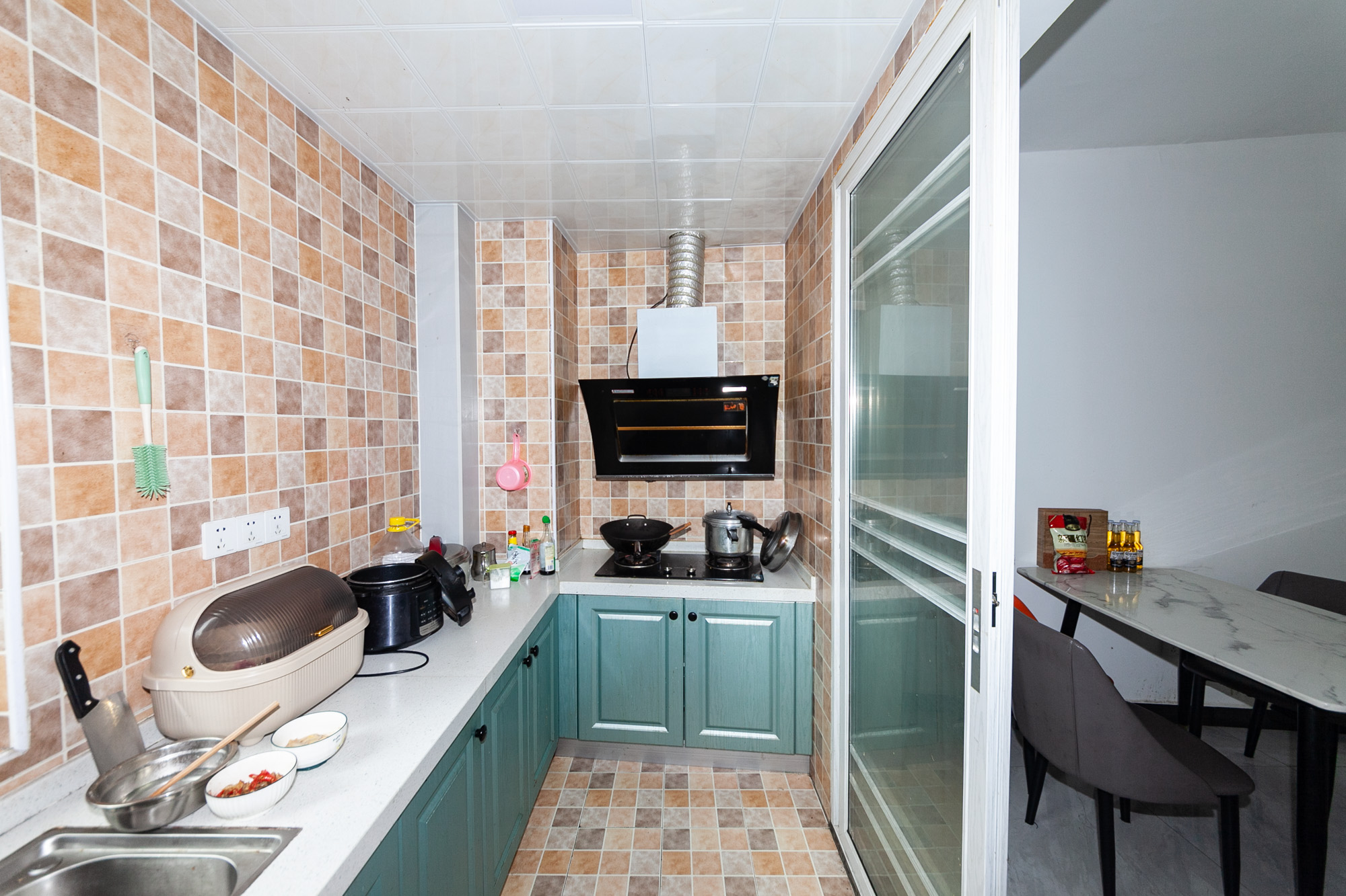 勤诚达境界城 4室2厅2卫 116.0万 勤诚达境界城 4室2厅2卫 116.0万厨房