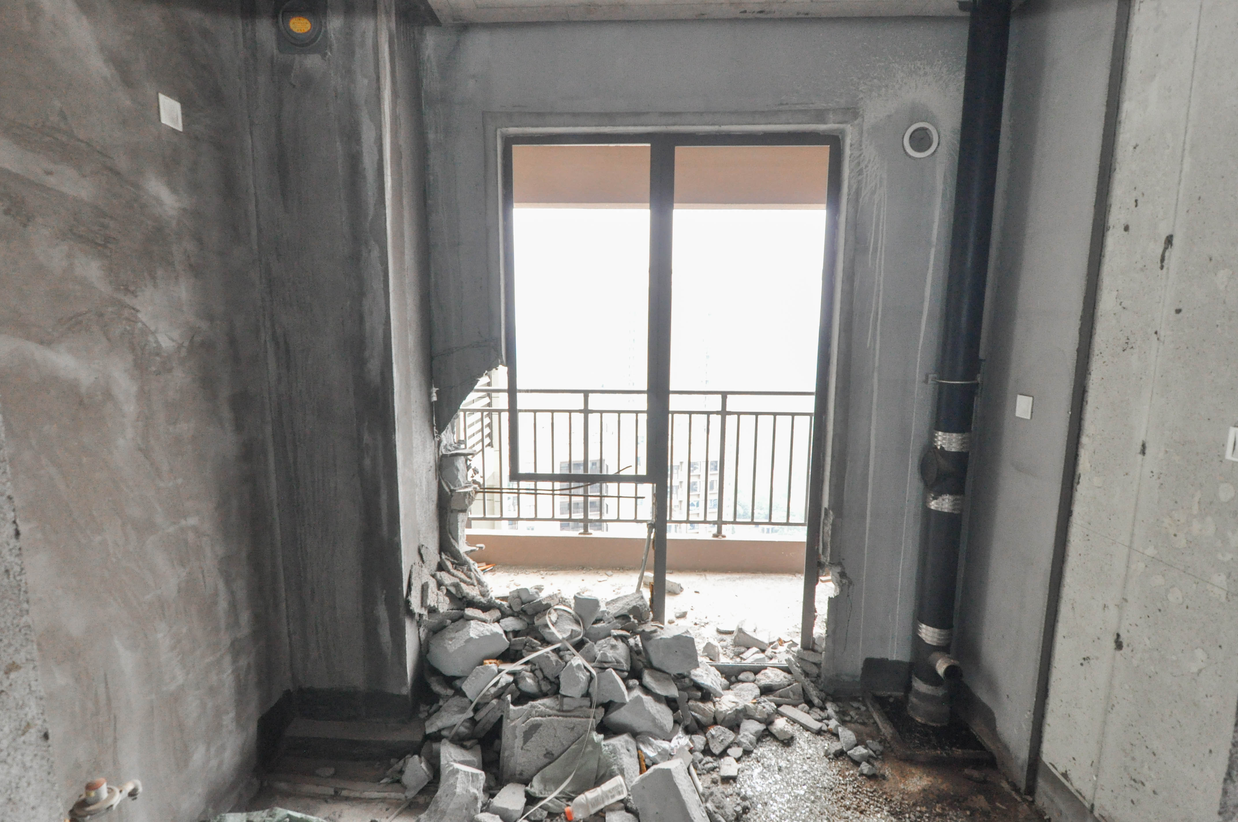 佳兆业云顶梅溪湖（佳兆业梅溪荟）  4室2厅2卫   350.00万其他