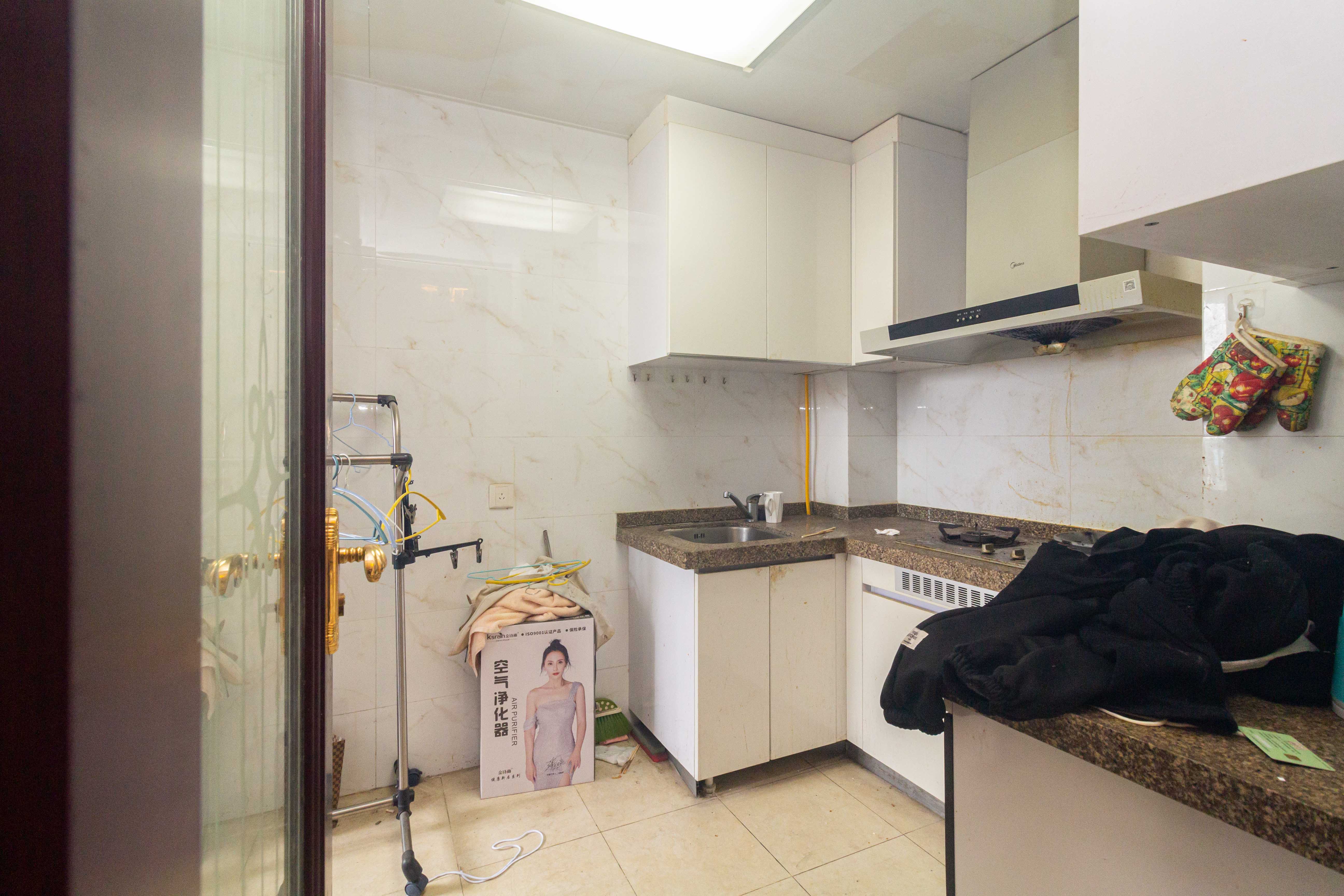 恒大江湾 2室2厅1卫 52.0万 恒大江湾 2室2厅1卫 52.0万厨房