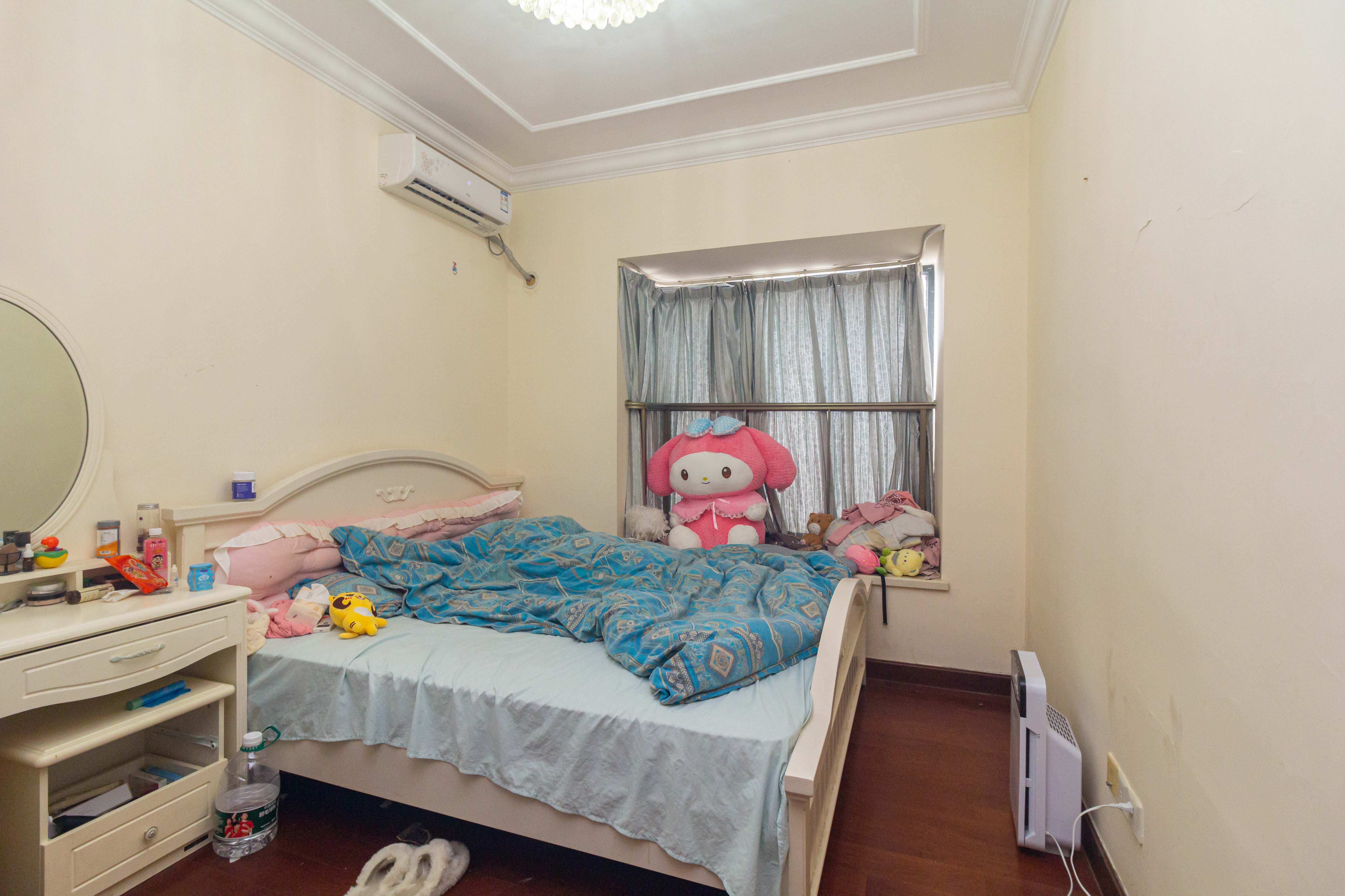 恒大江湾 2室2厅1卫 52.0万 恒大江湾 2室2厅1卫 52.0万卧室