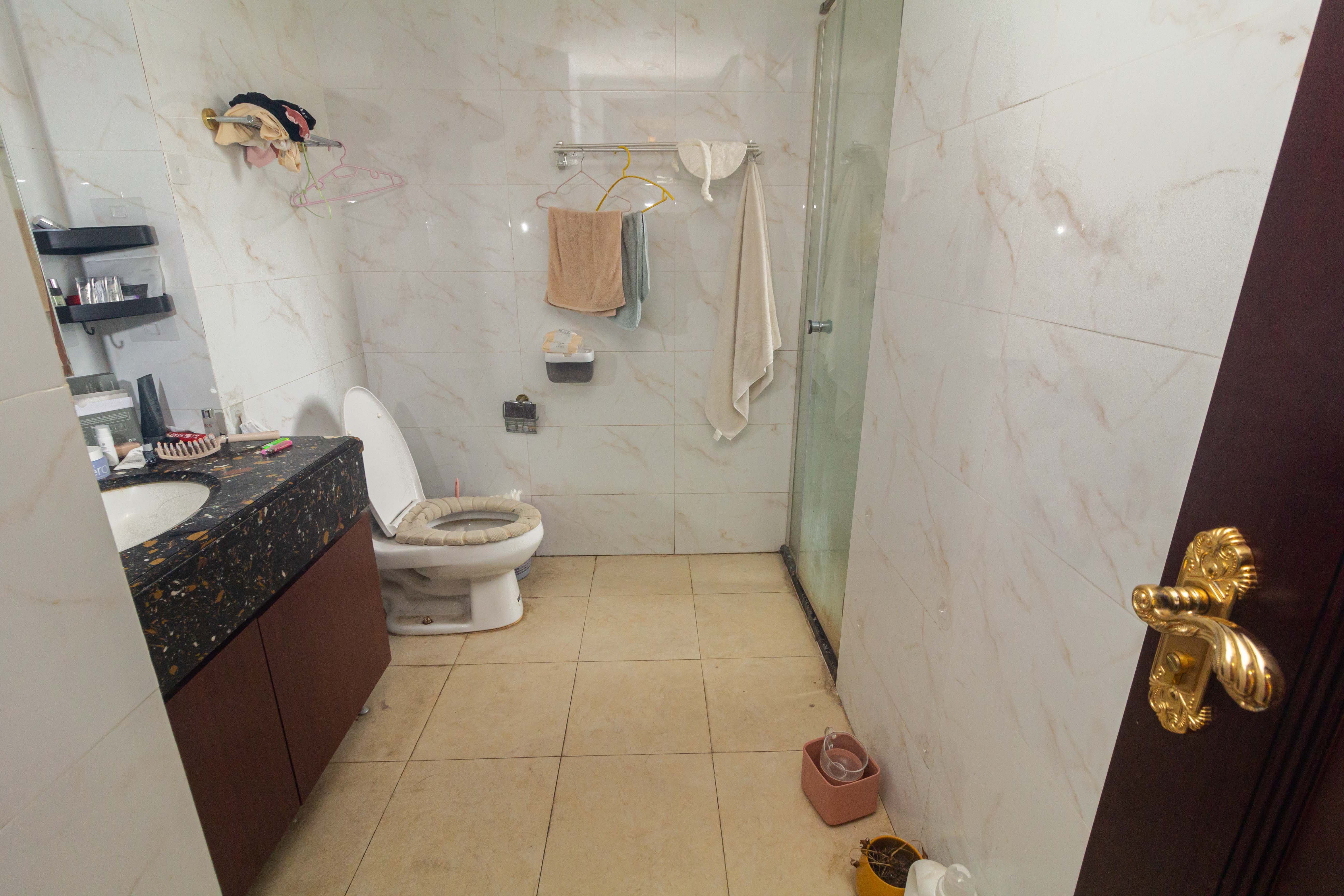 恒大江湾 2室2厅1卫 52.0万 恒大江湾 2室2厅1卫 52.0万卫生间