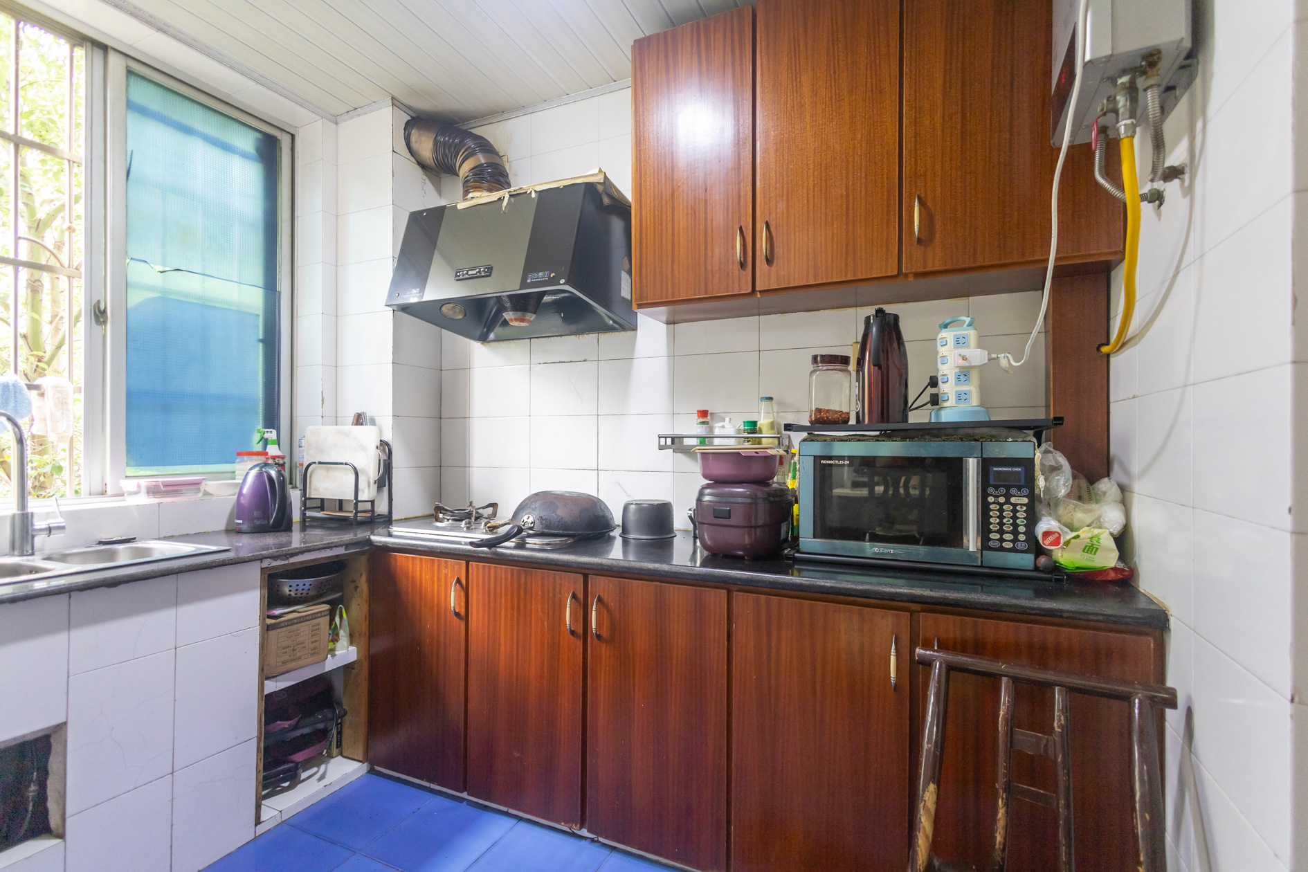 中南汽车世界  2室2厅1卫    33.0万 中南汽车世界  2室2厅1卫    33.0万厨房