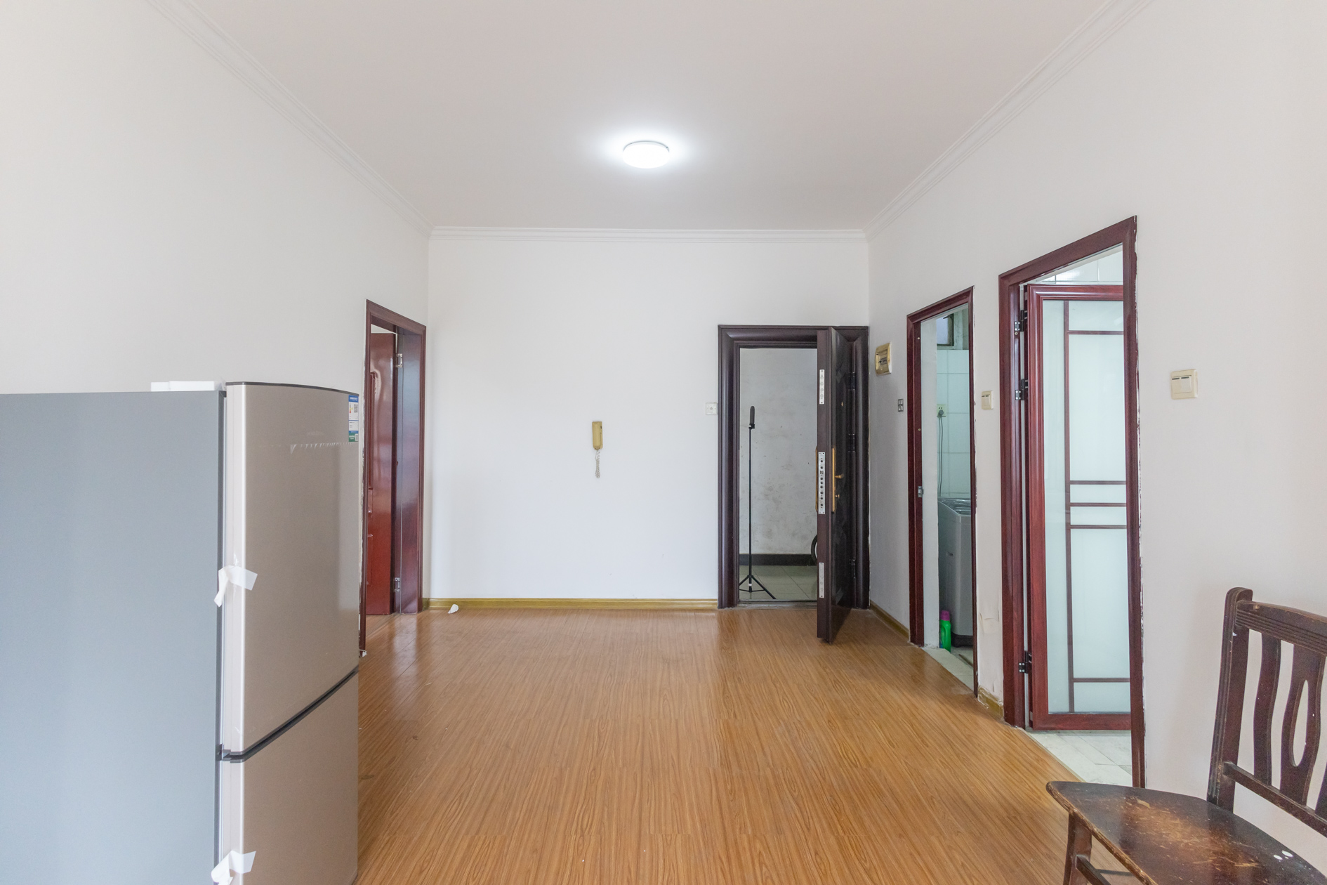 山水人家三期 1室1厅1卫 42.0万 山水人家三期 1室1厅1卫 42.0万客厅