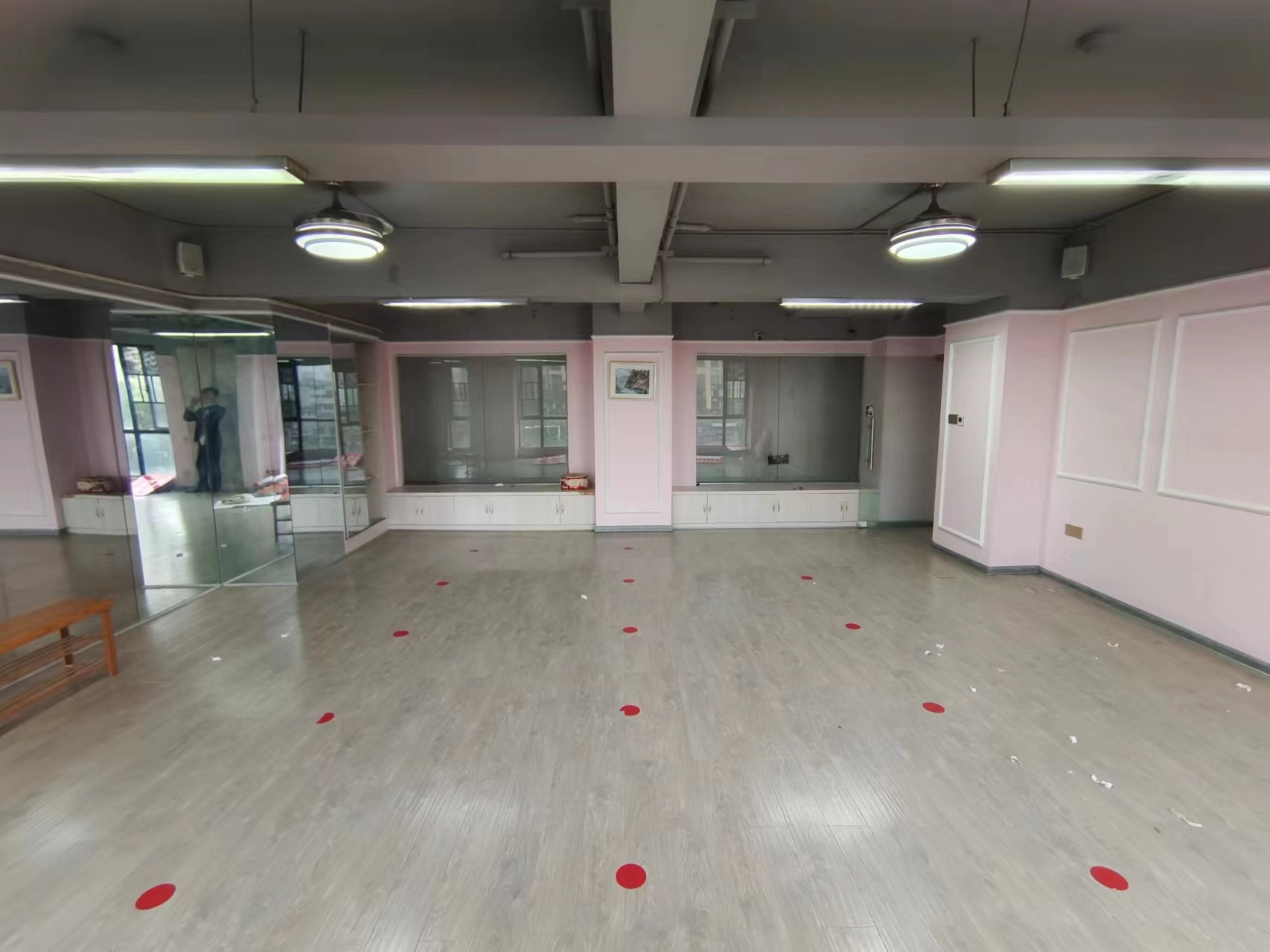 新桂公馆 1室1厅1卫 14.8万 新桂公馆 1室1厅1卫 14.8万室内图