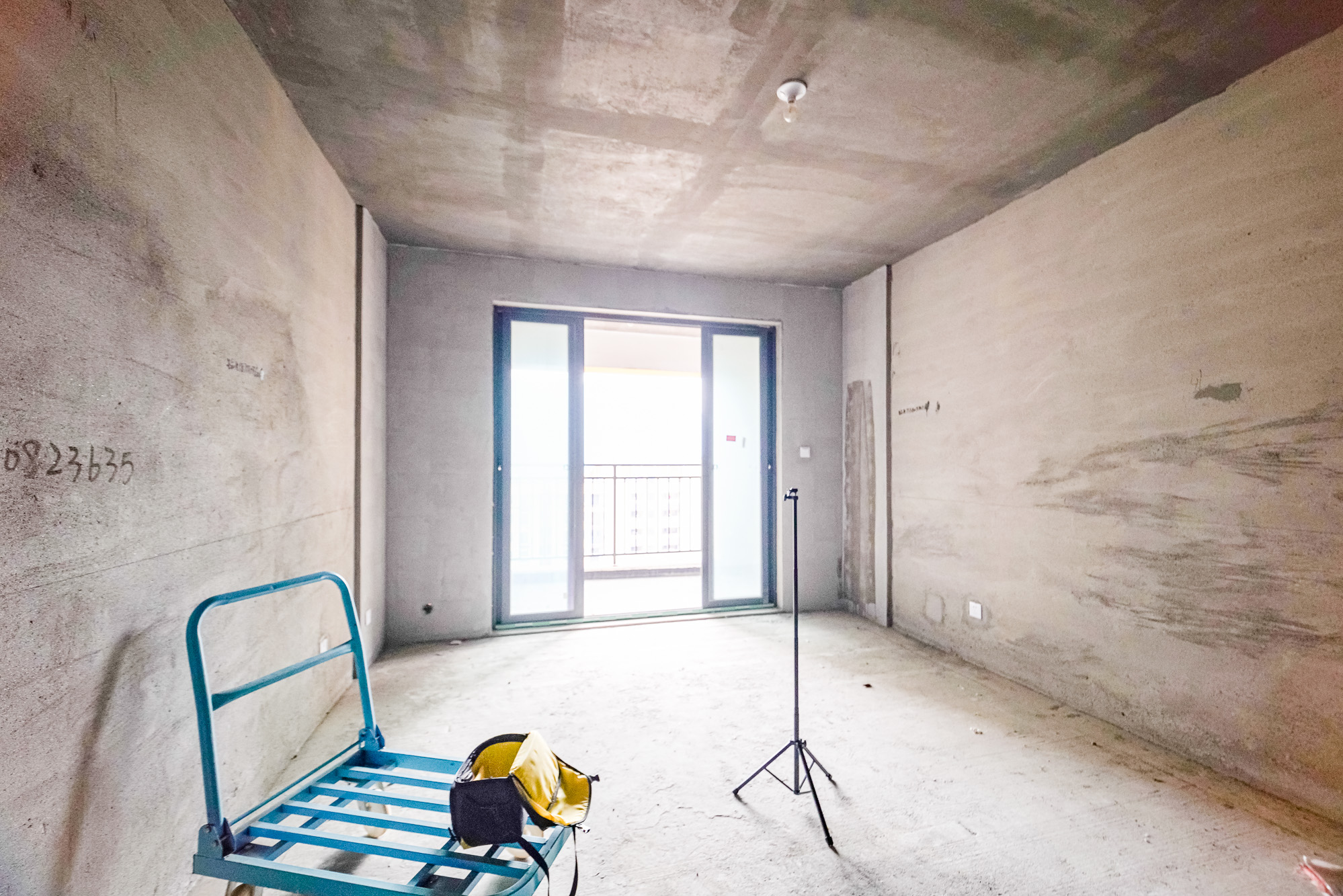 澳海谷山府 3室2厅1卫 76.8万 澳海谷山府 3室2厅1卫 76.8万客厅