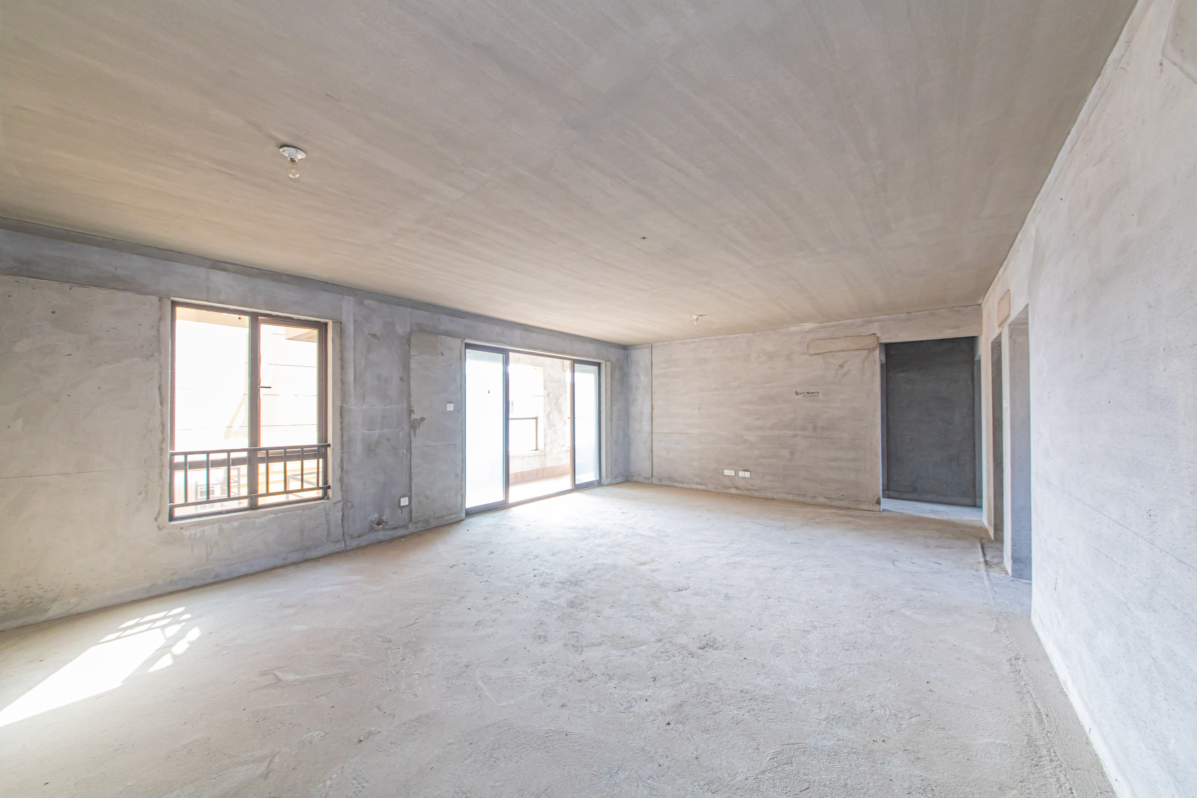 鑫远悦城(鑫远悦时代) 4室2厅2卫 130.0万 鑫远悦城(鑫远悦时代) 4室2厅2卫 130.0万客厅