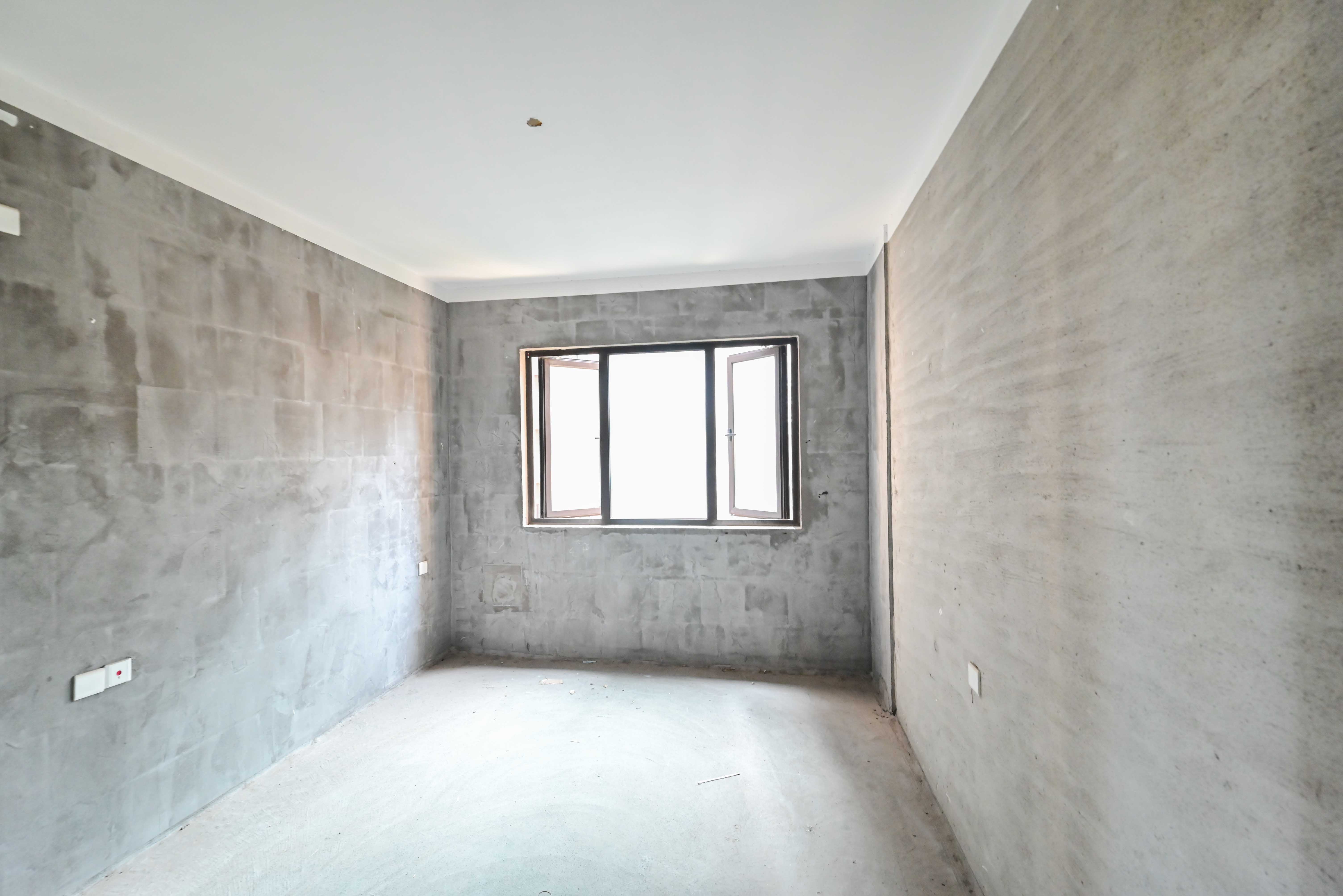 保利大都汇一期、二期 4室2厅2卫 135.0万 保利大都汇一期、二期 4室2厅2卫 135.0万其他