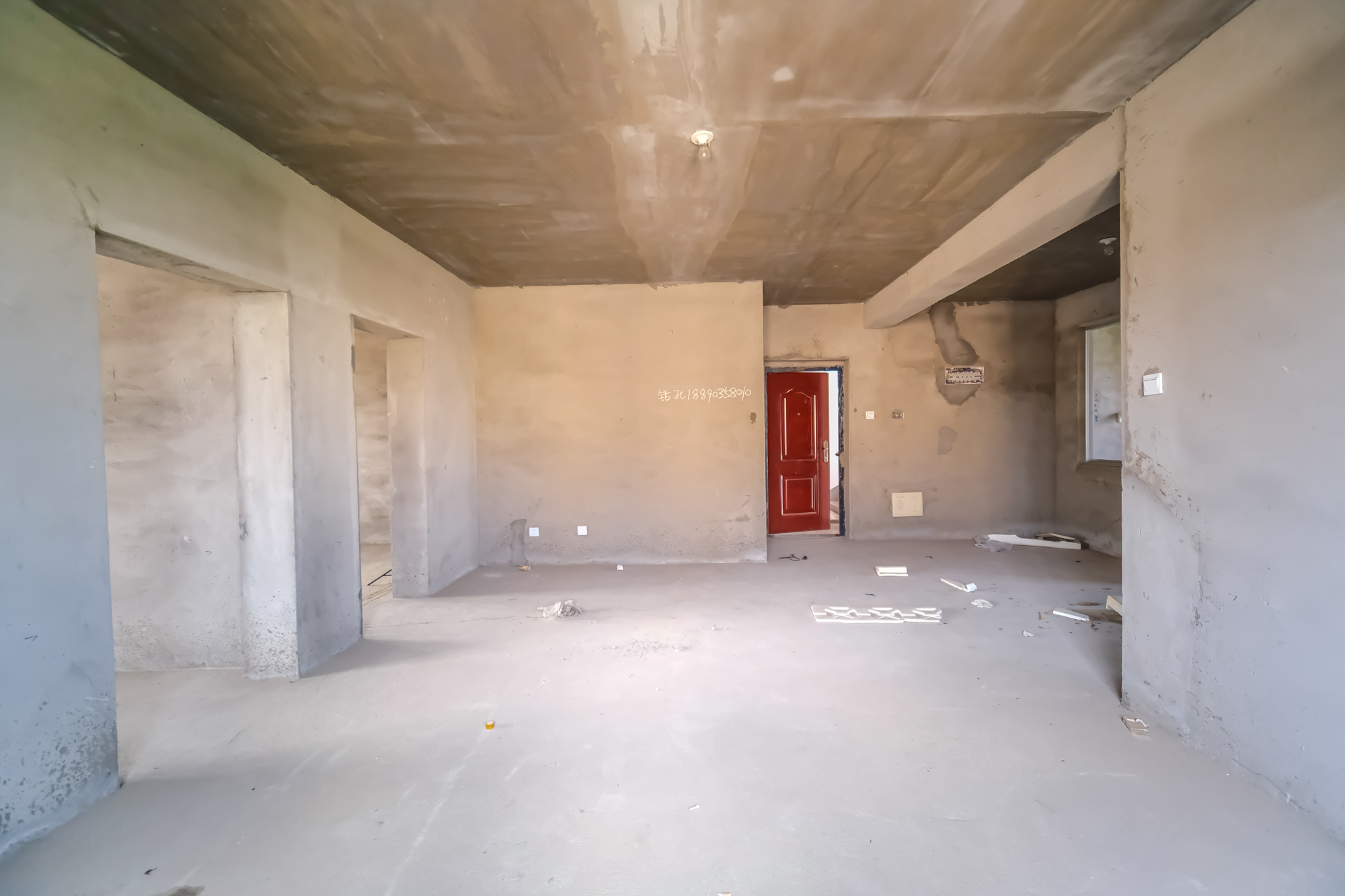 恒广国际物流园  3室2厅1卫    39.8万 恒广国际物流园  3室2厅1卫    39.8万客厅